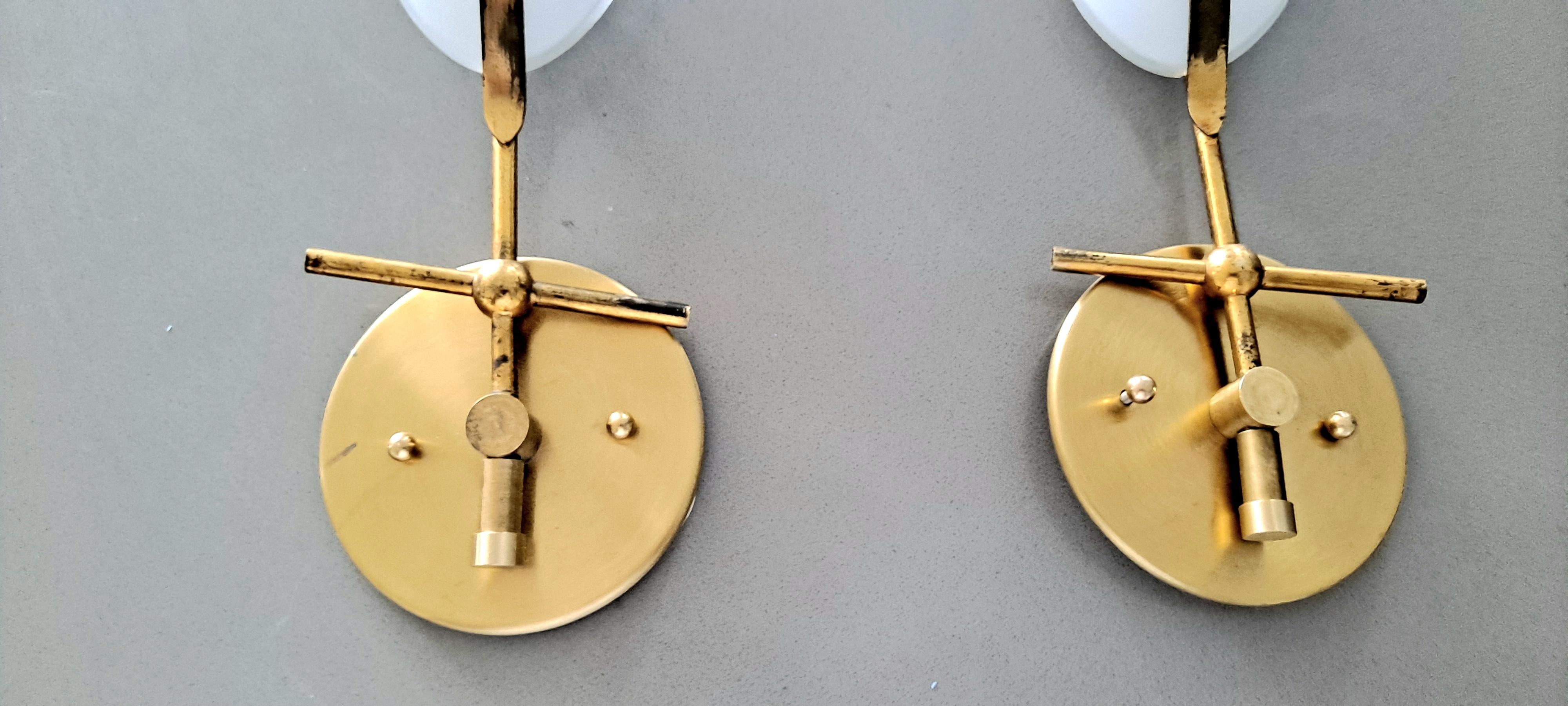 Mid-20th Century Italian Pair of  Wall  Sconces Attributed to Stillnovo 