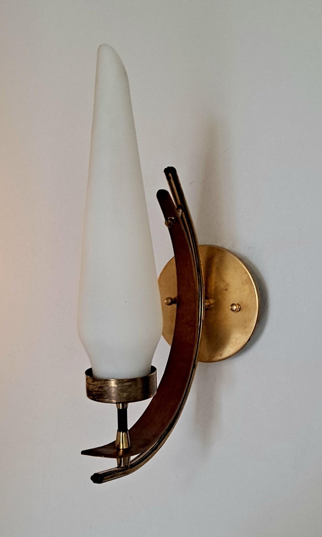 Mid-Century Modern Italian  Pair of Wall Sconces  For Sale