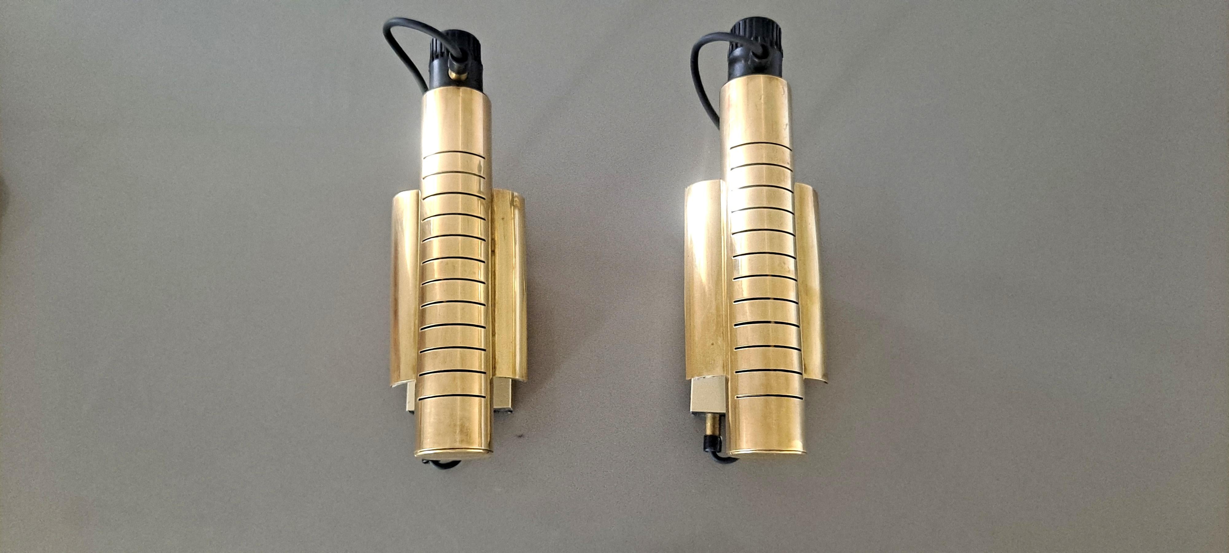 Italian Pair of Wall Sconces in the Manner of Gino Sarfatti In Good Condition For Sale In Los Angeles, CA