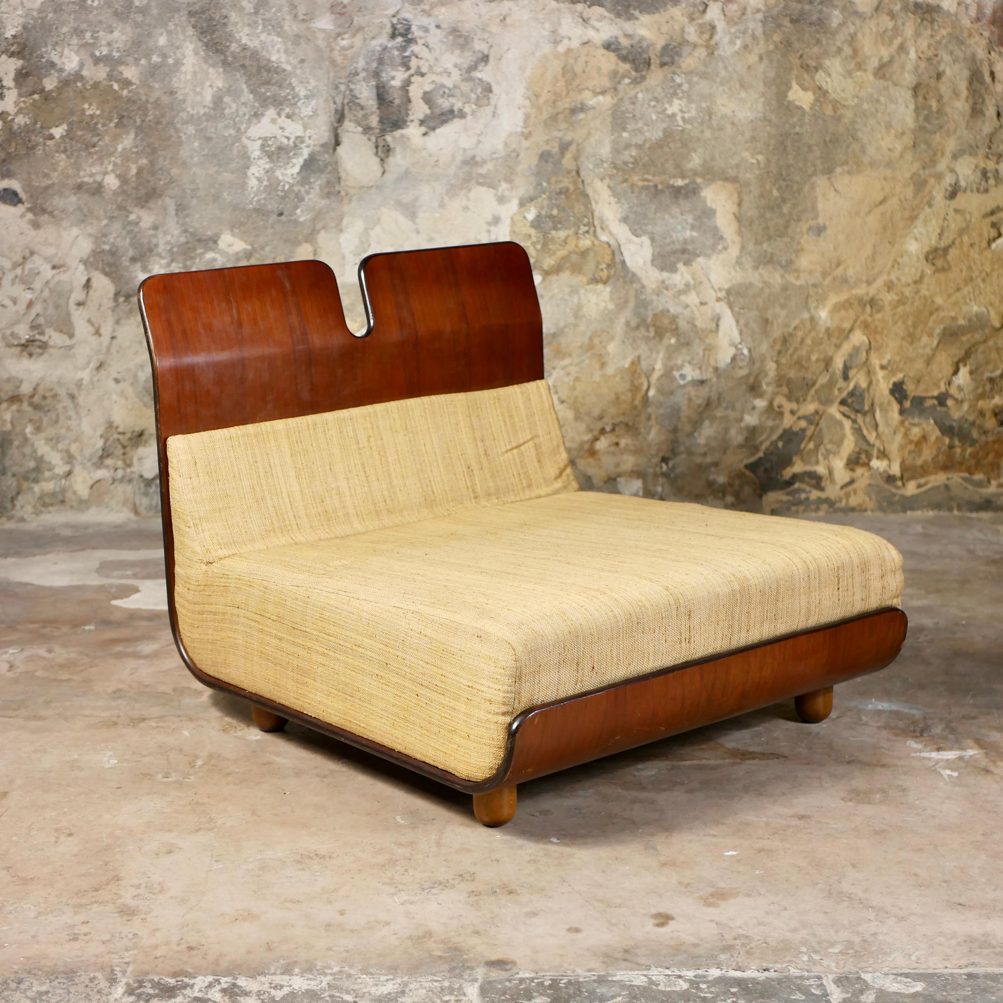 Italian pale yellow armchair in the style of Mario Bellini, 1970s 1