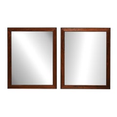 Specchi italiani in palissandro con cornici intagliate del XX secolo, venduti ciascuno