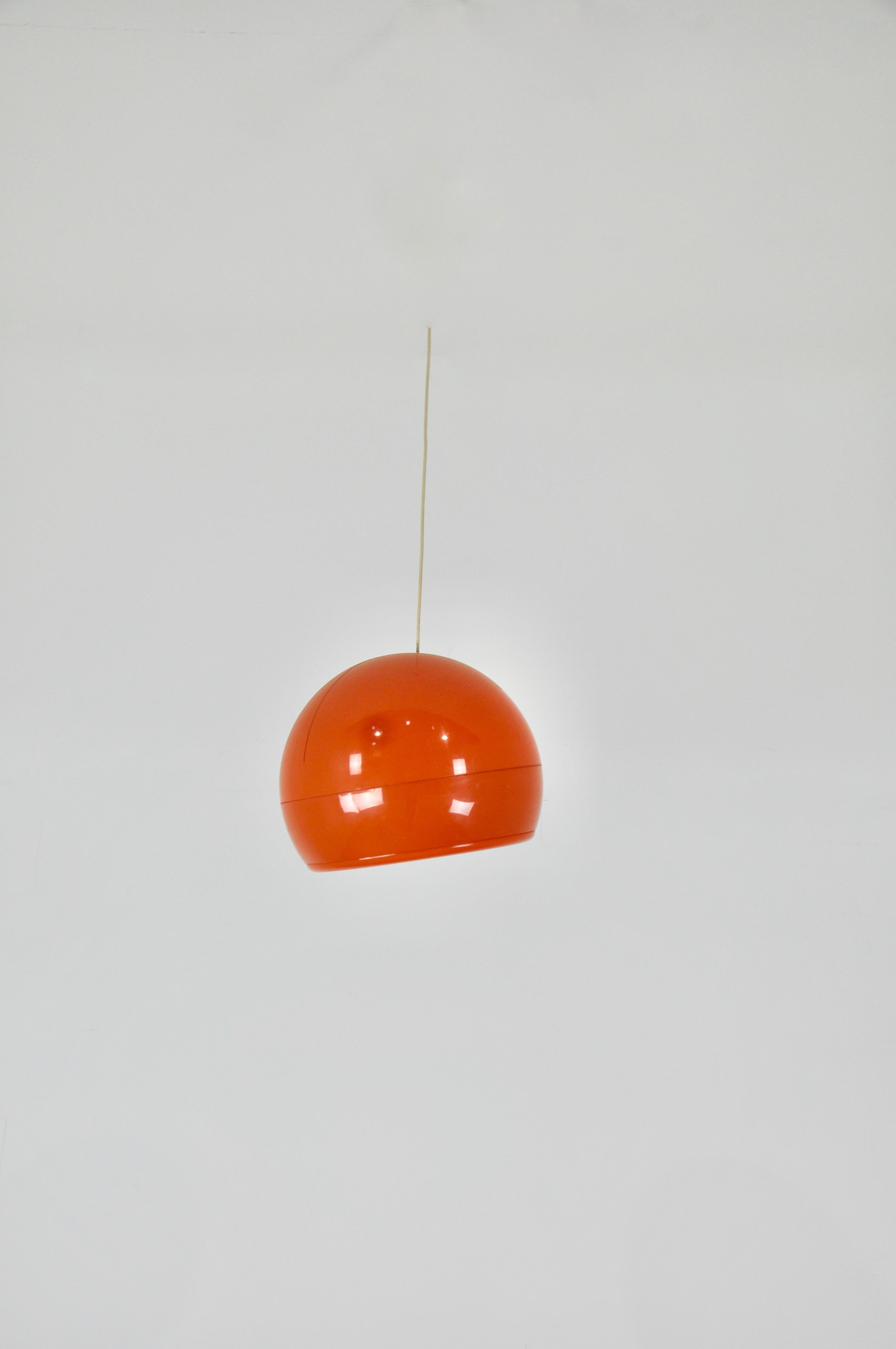 Plastic Italian Pallade Lamp by Studio Tetrarch for Artemide, 1970s For Sale