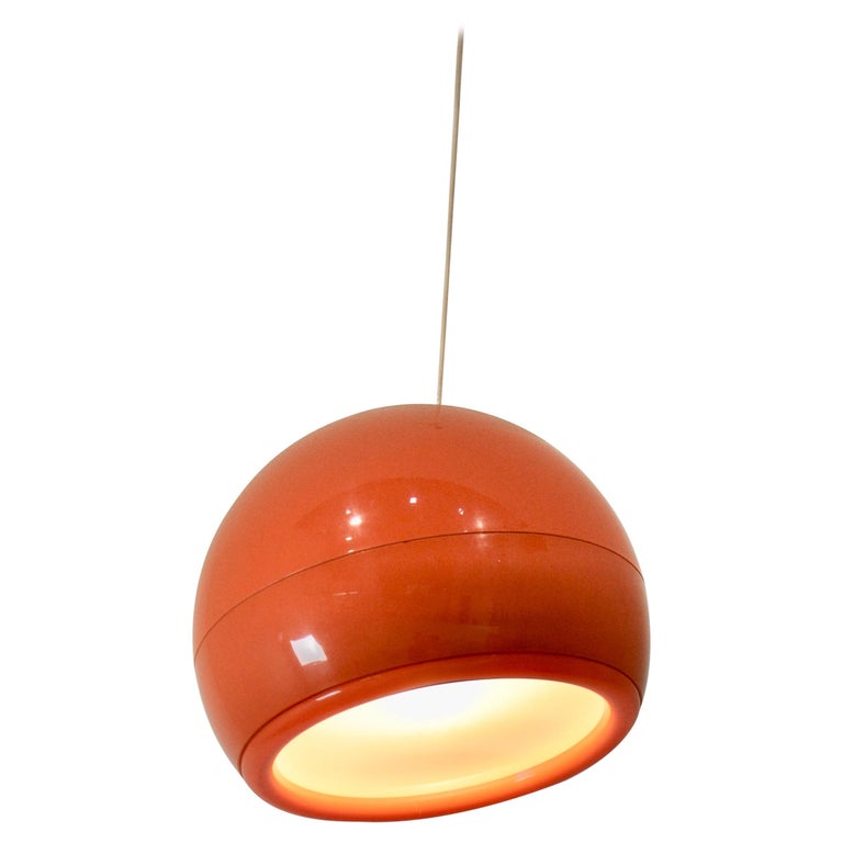 Italian Pallade Lamp by Studio Tetrarch for Artemide, 1970s For Sale