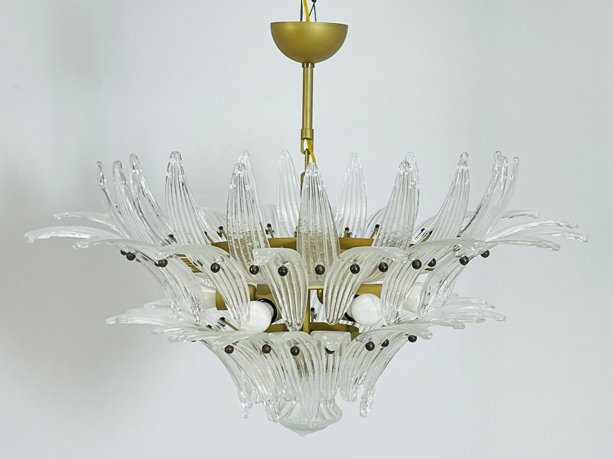 Regency Lustre à palmettes italien avec feuilles en verre de Murano transparent, années 1990 en vente