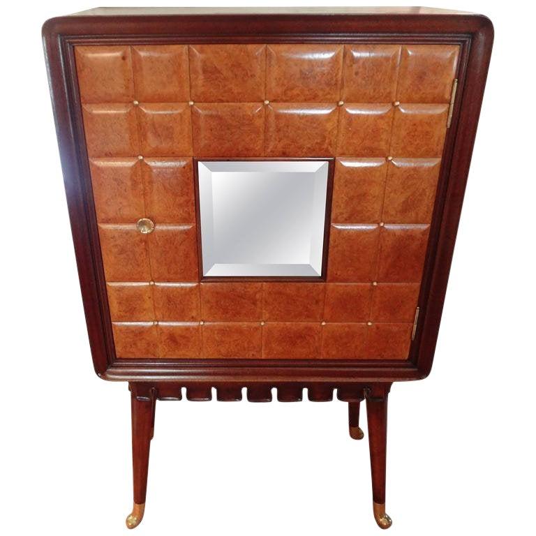Italian Modern Bar / Cabinet with Brass Hardware Attributed to Paolo Buffa For Sale 5