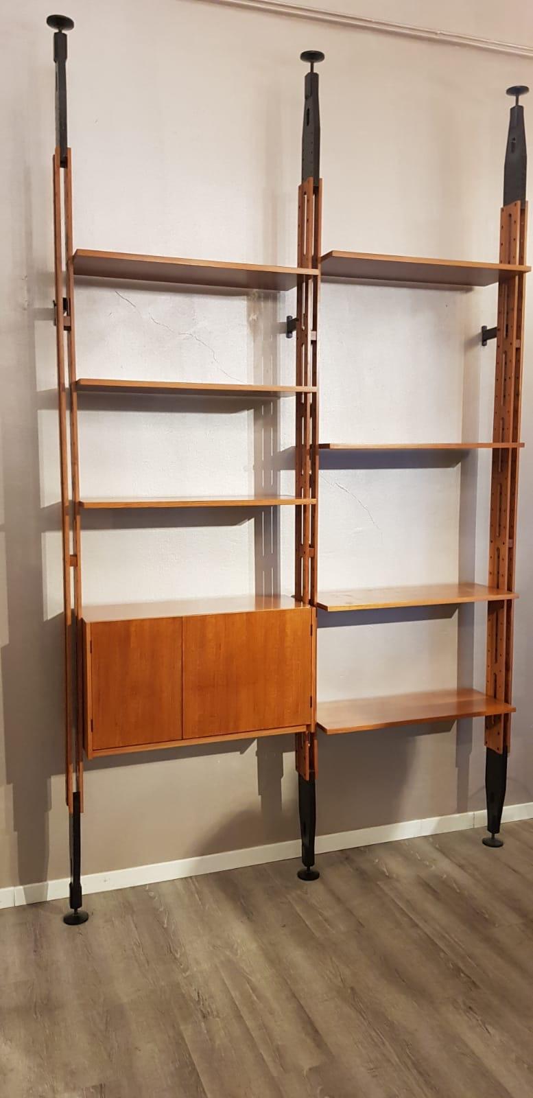 Italian Paolo Tilche Bookcase for Arform Giraffa Model Height Adjustable 4
