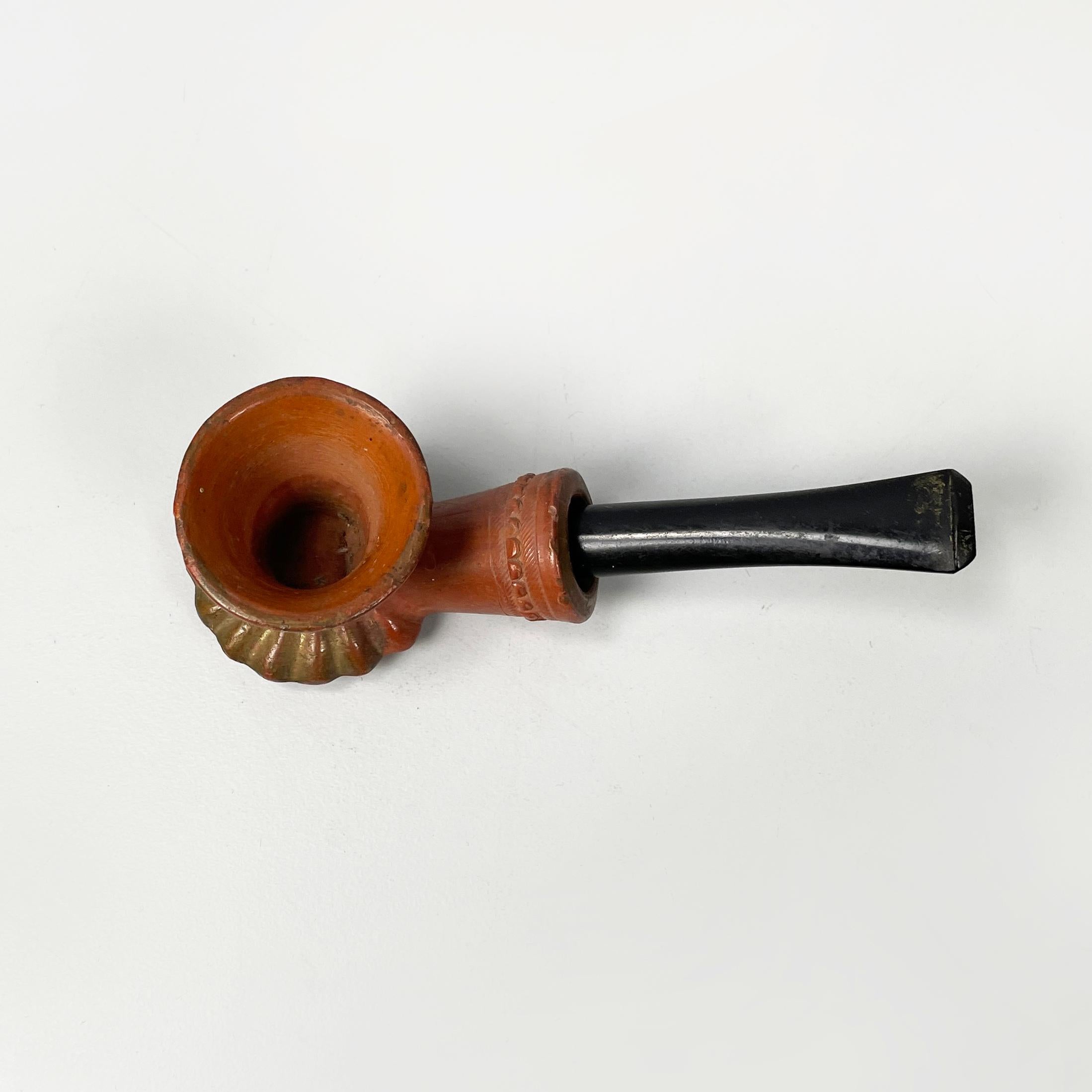 Set da festa italiano con cappelliera in pelle, cilindro, maschera, pipa e papillon metà del 1900 in vendita 12