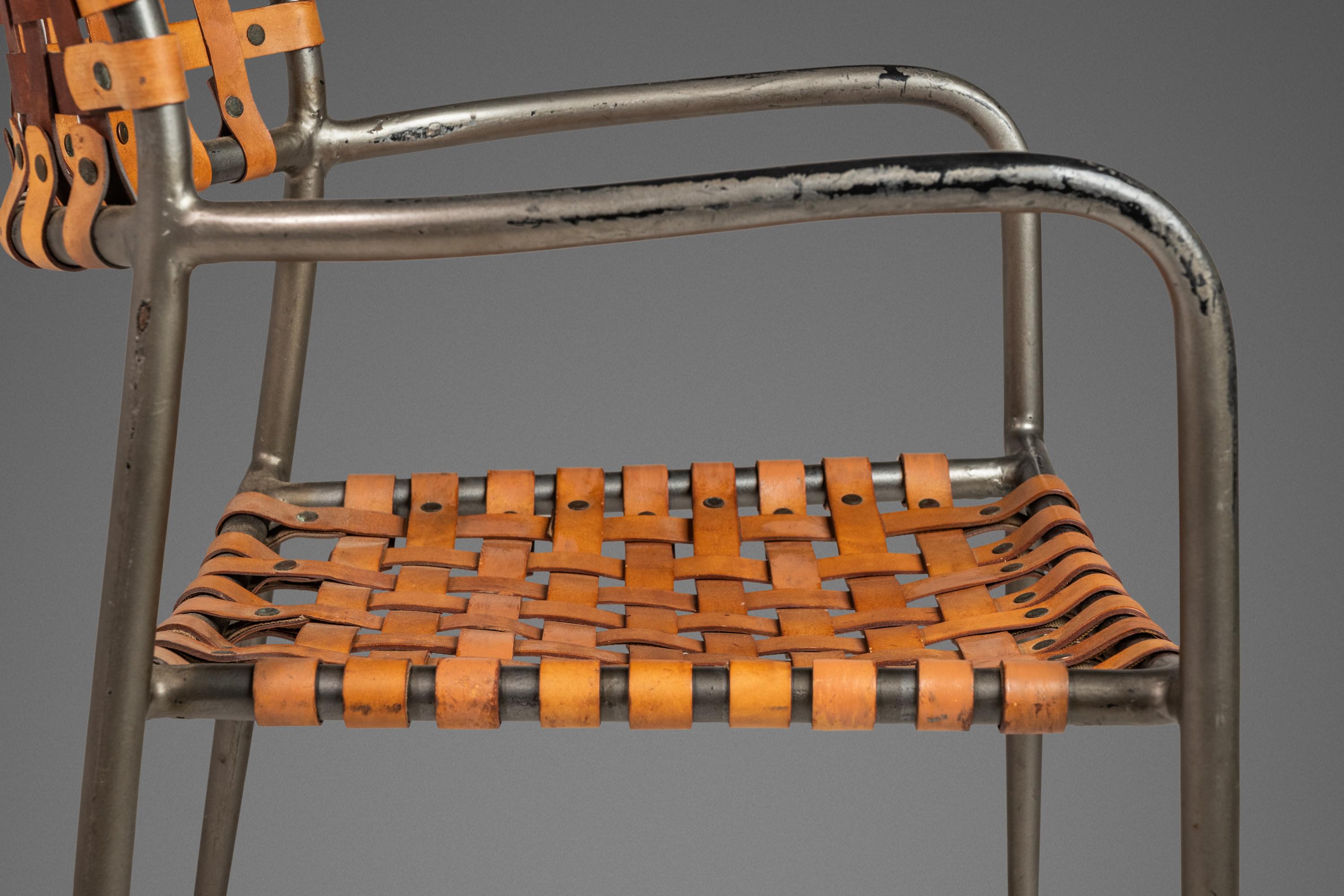 Fauteuil / chaise de bureau / chaise d'appoint italienne à sangle en cuir patiné Italie, 1970 en vente 5
