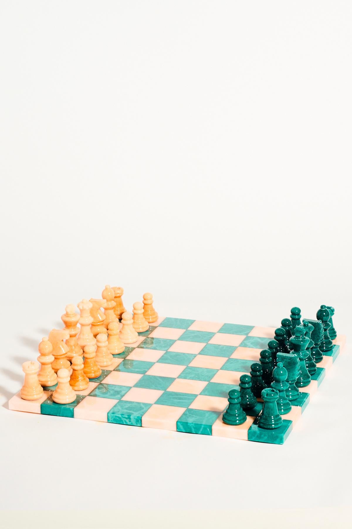 Italian Peach / Malachite Green Alabaster Chess Set 1