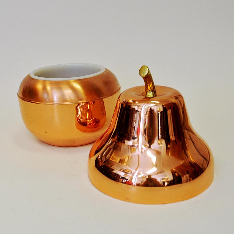 Polished Italian Pear Shaped Copper Champagne and Wine Cooler, 1970s