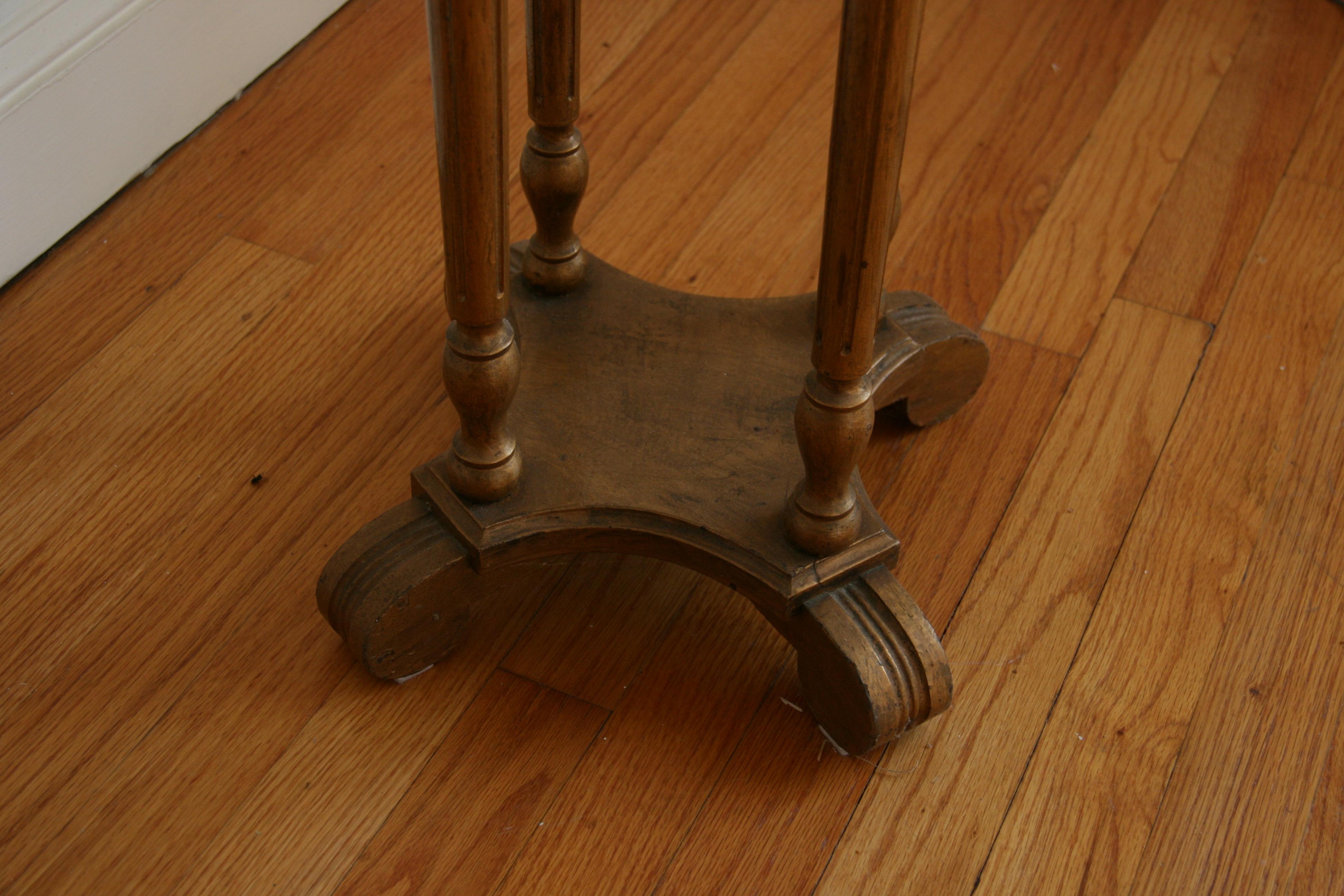 Antique Italian  GardenPedestal or Jardinière, circa 1920s In Good Condition For Sale In Douglas Manor, NY