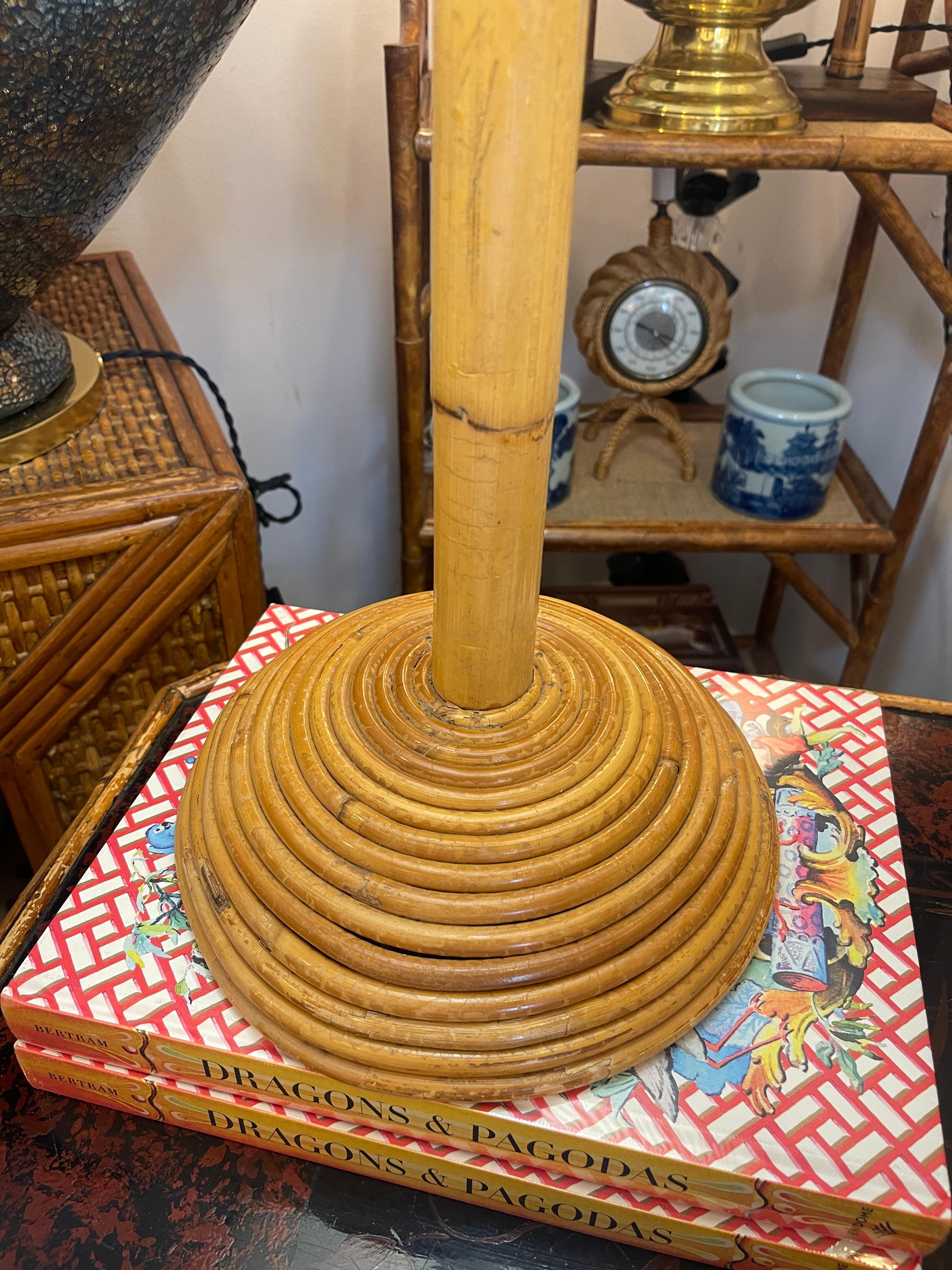 20ième siècle Lampe de table italienne crayon en bambou dans le style de Gabriella Crespi, années 960