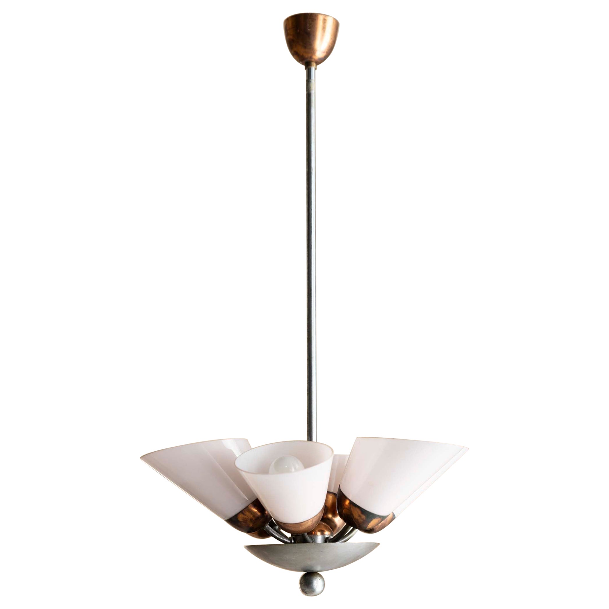 Italienische Pendelleuchte, 1940er Jahre, Mid-Century-Modern, Opalglas und Messing