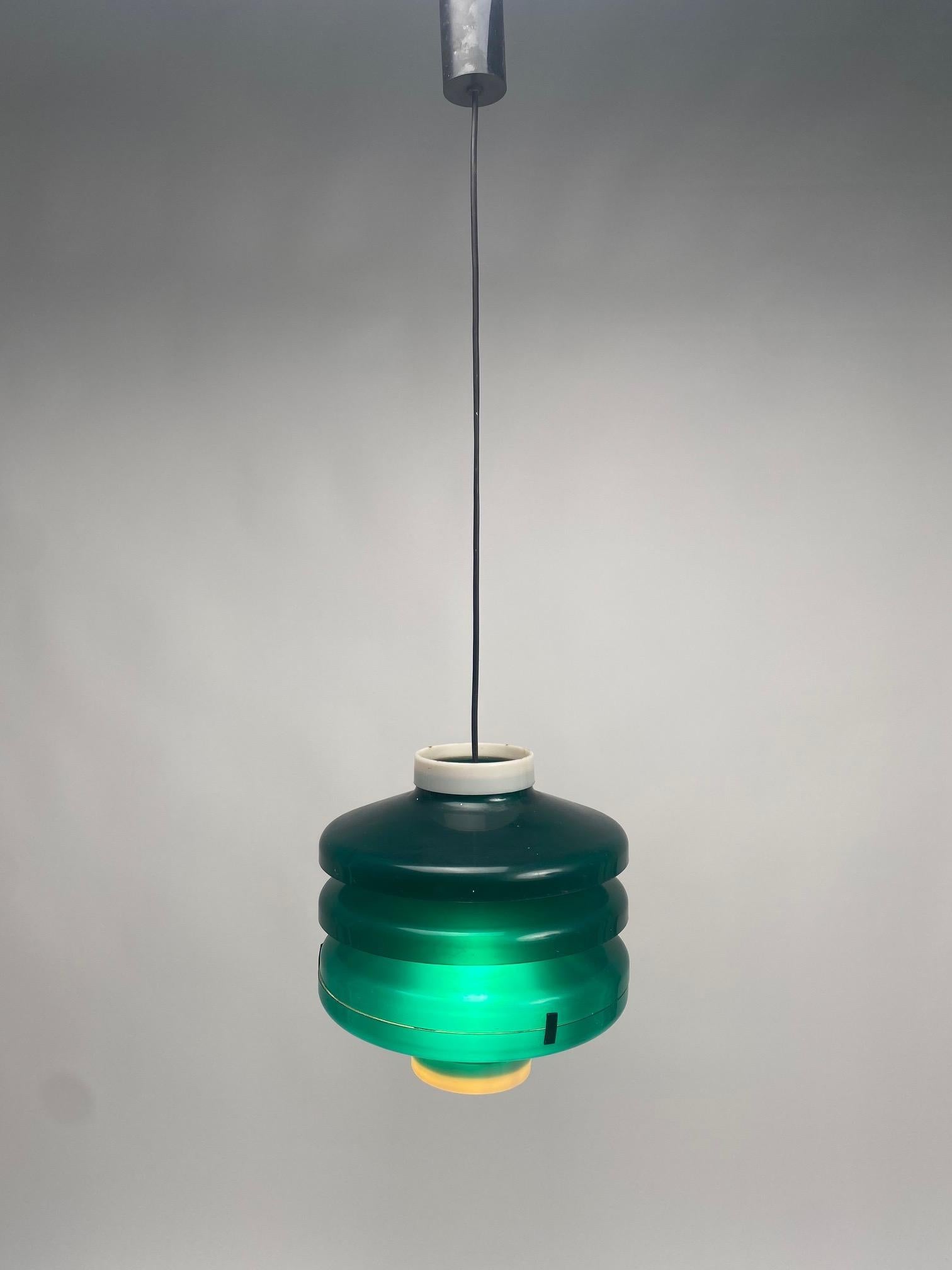 Plexiglass Italian pendant lamp from the 50s, Stilnovo style For Sale