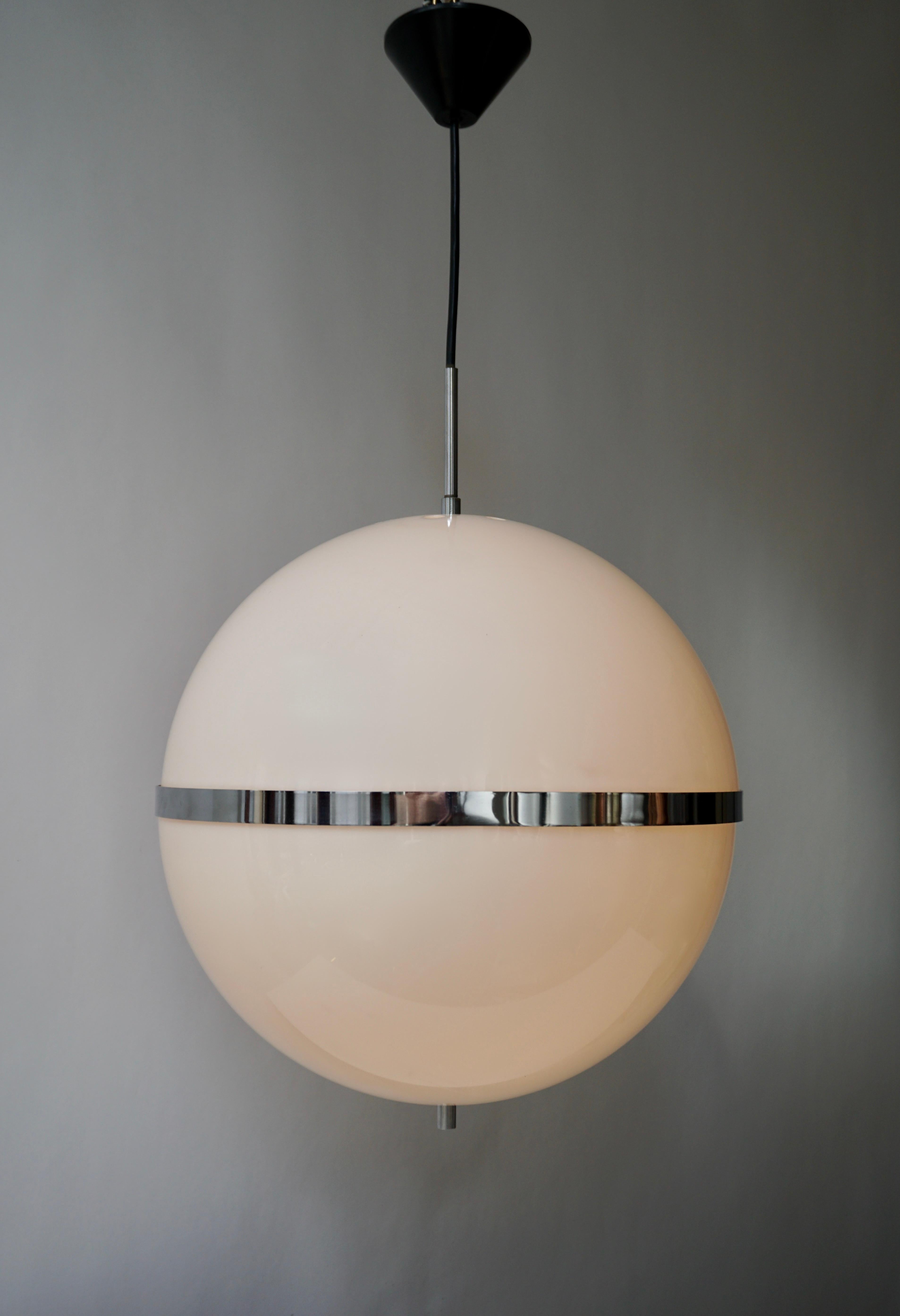 Italian Pendant Lamp in White Plastic and Chrome, 1970s For Sale 2
