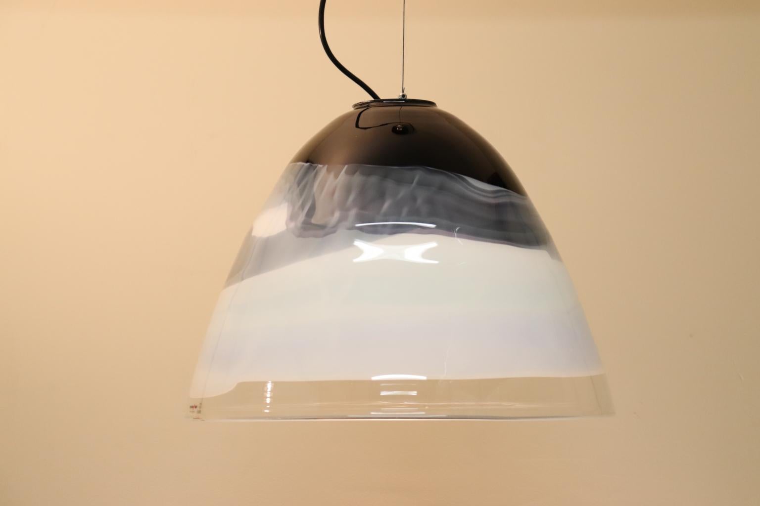 Mid-Century Modern Italian Pendant Lamp Murano Hand Blown Glass by Murano Due For Sale 7