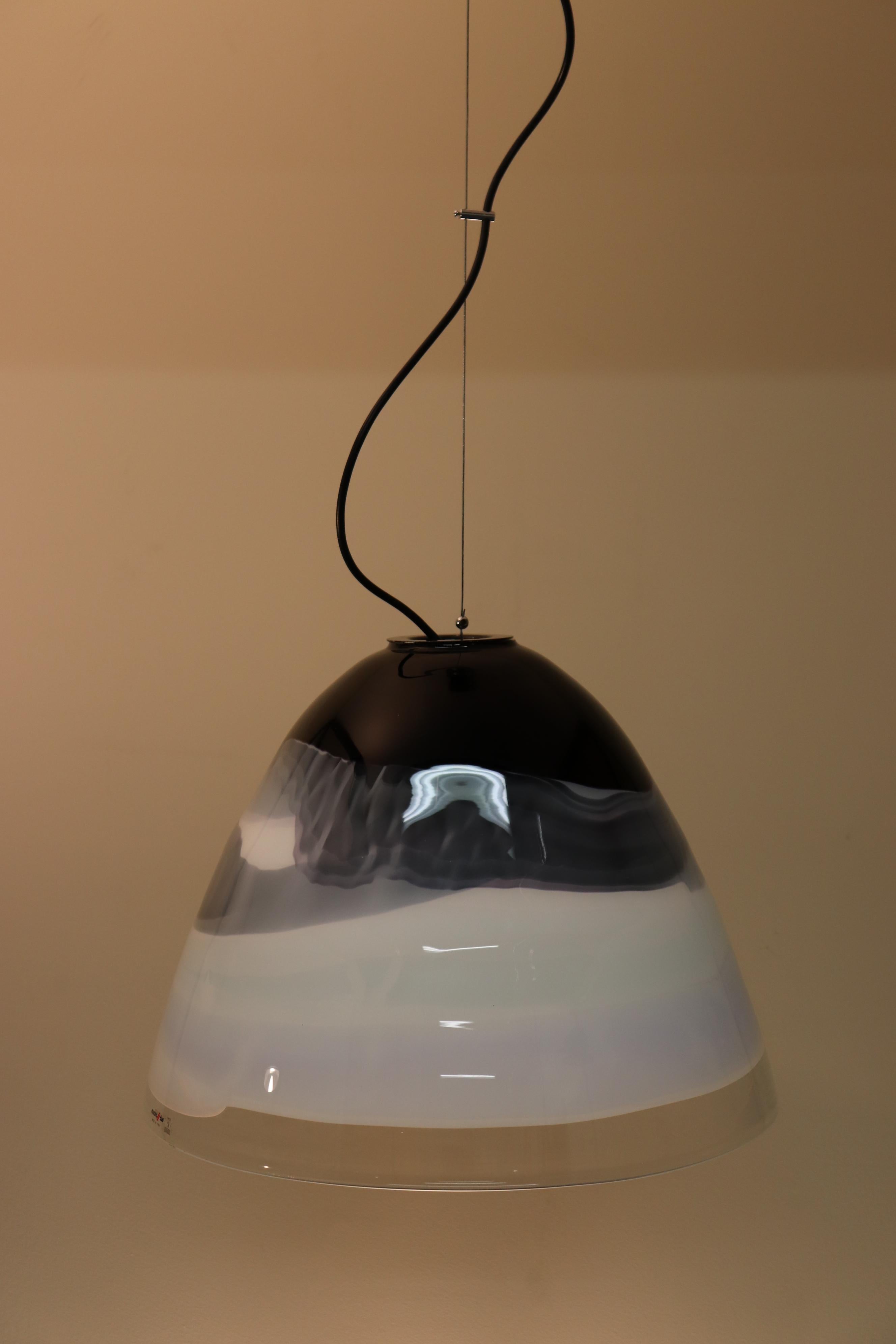 Mid-Century Modern Italian Pendant Lamp Murano Hand Blown Glass by Murano Due For Sale 3
