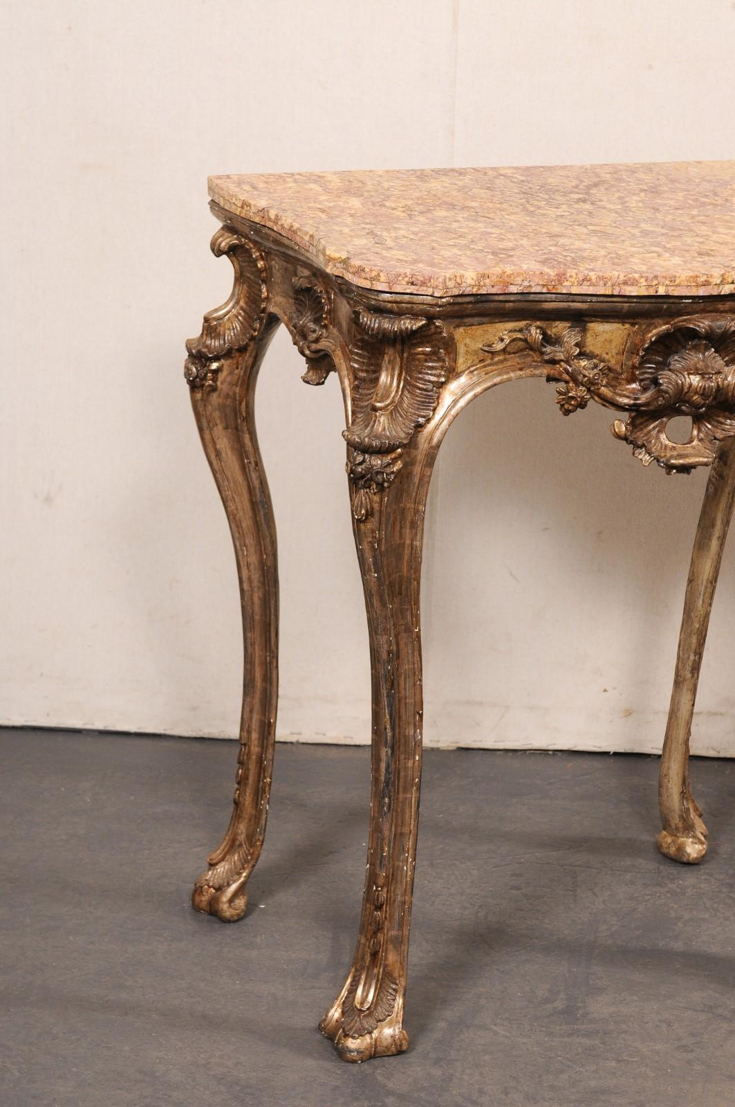 Rococò Tavolo da salotto rococò d'epoca italiana con finiture originali e piano in marmo in vendita