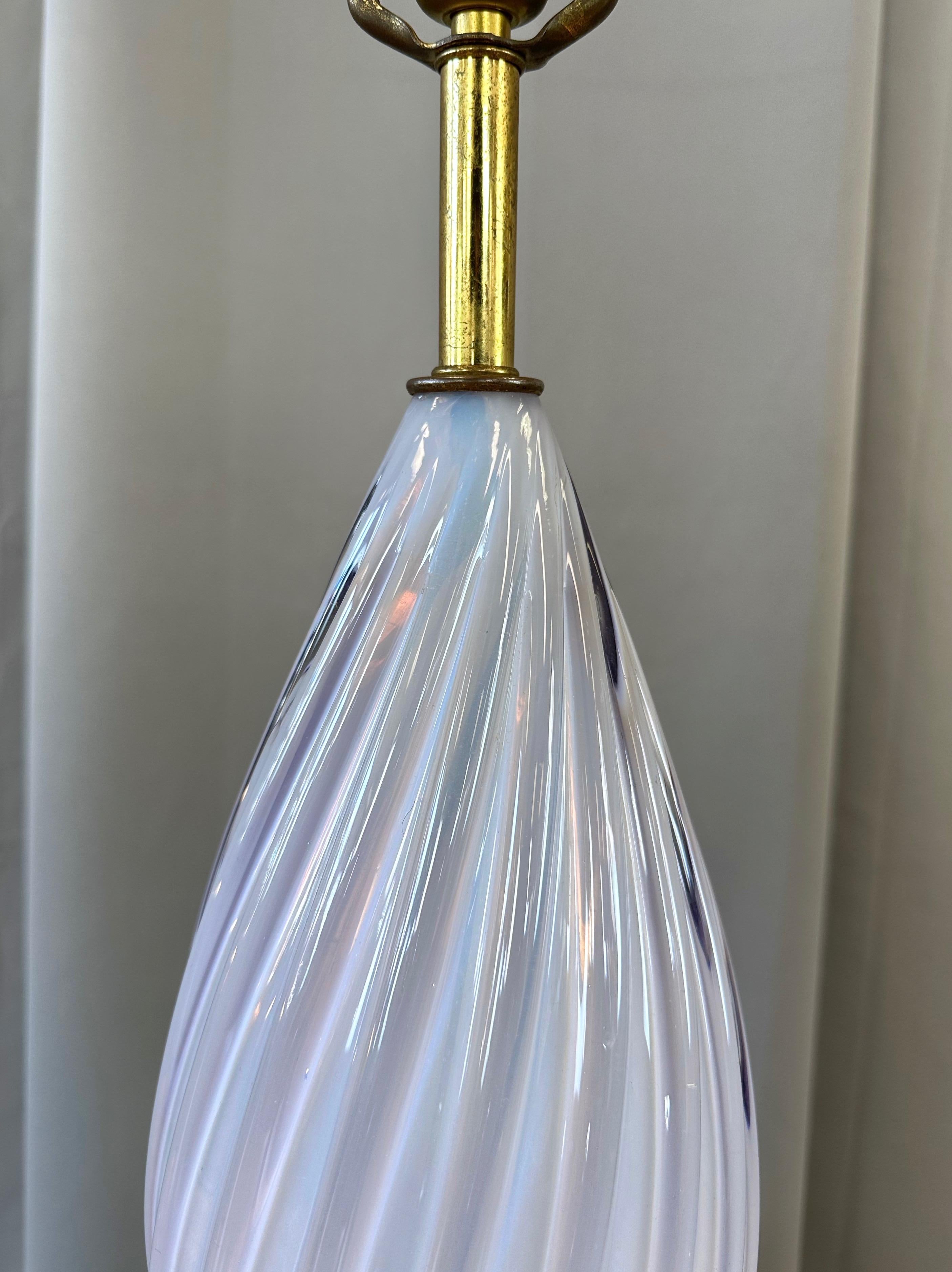 Mid-20th Century Italian Periwinkle Sommerso Murano Glass and Alabaster Table Lamp, circa 1950 For Sale