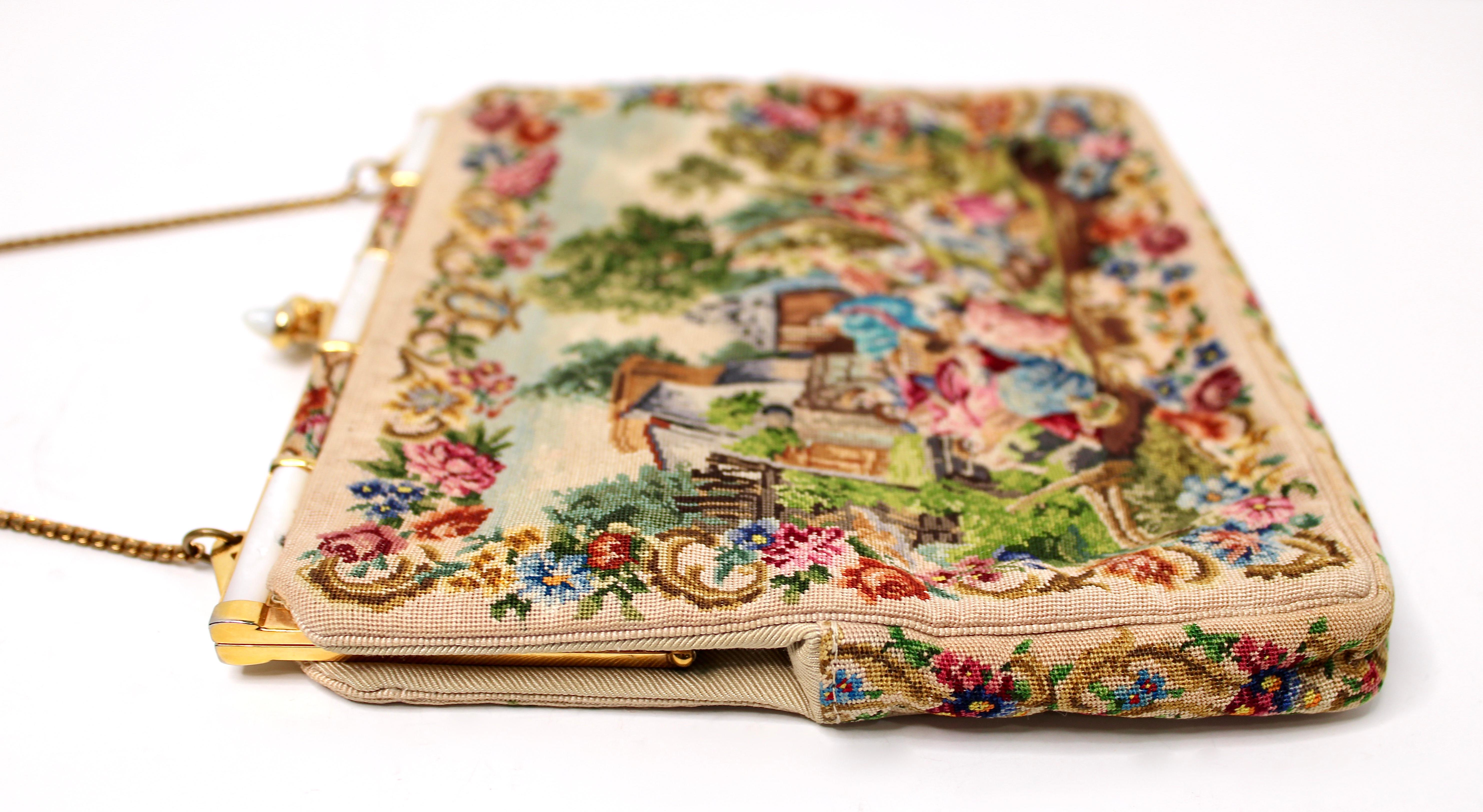 Italian Petit Point Evening Bag With Mother-Of-Pearl Frame circa 1930s im Angebot 2