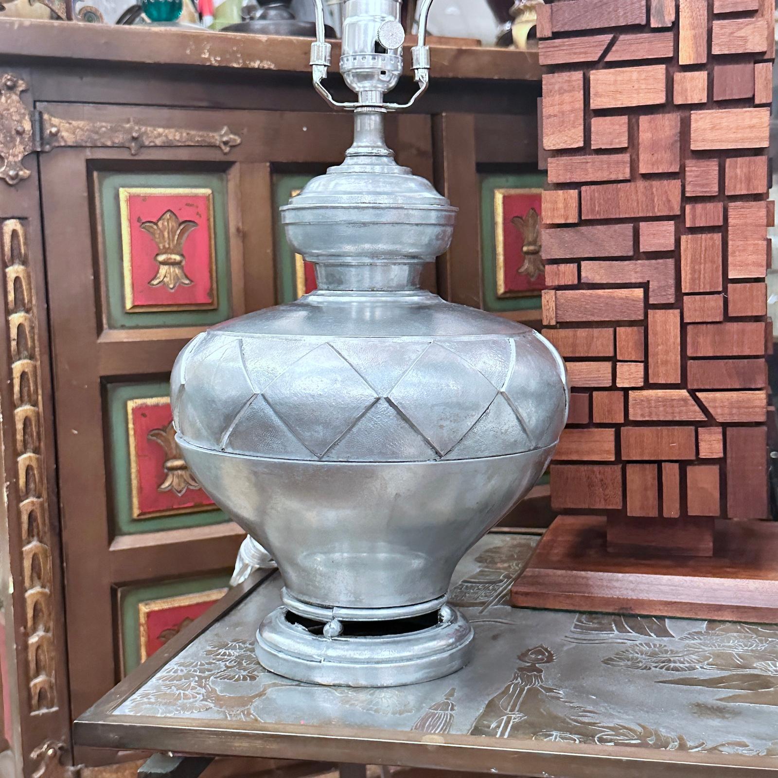 Italian Cast Metal Table Lamp For Sale 2