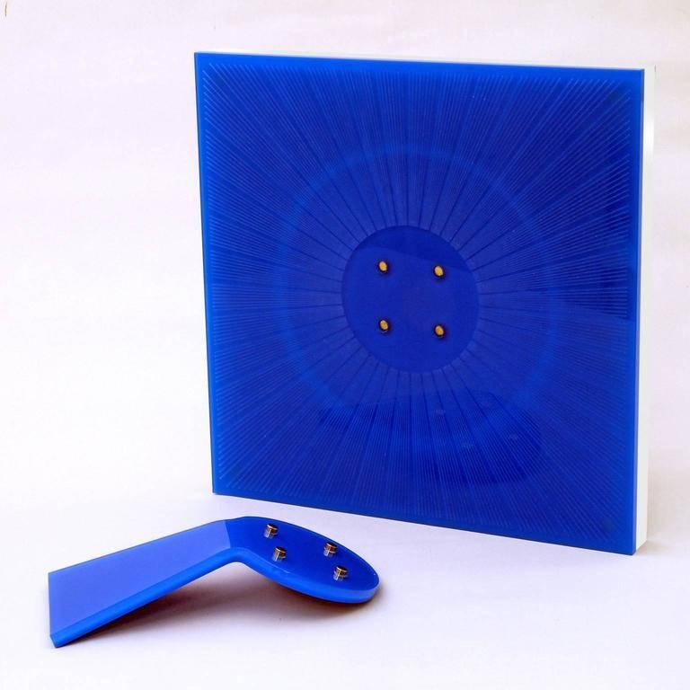 Italian Photo Frame in Blue Plexiglass, Sharing Blue In Good Condition For Sale In Sarezzo, IT