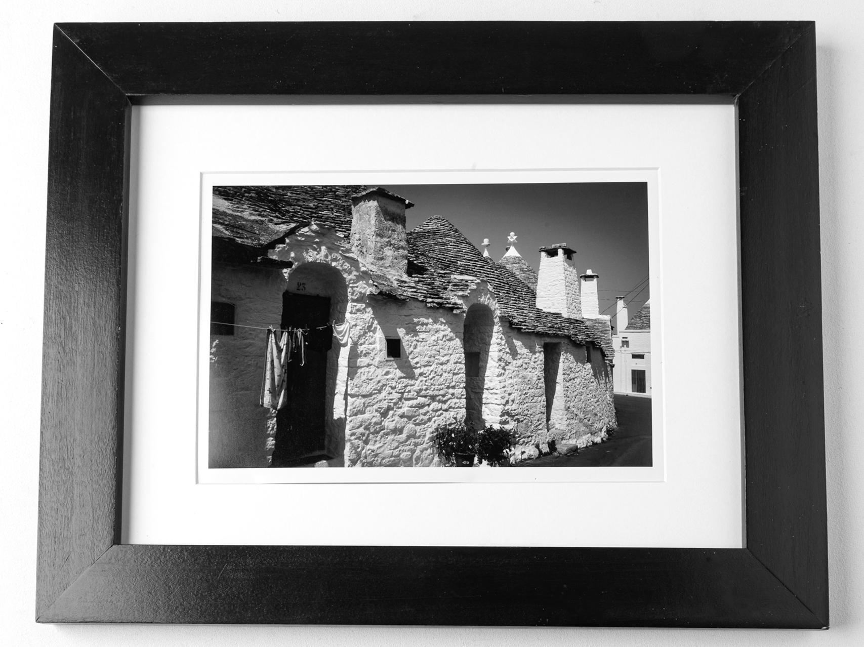 Italienische Fotografie „Trulli in Alberobello“ (21. Jahrhundert und zeitgenössisch) im Angebot