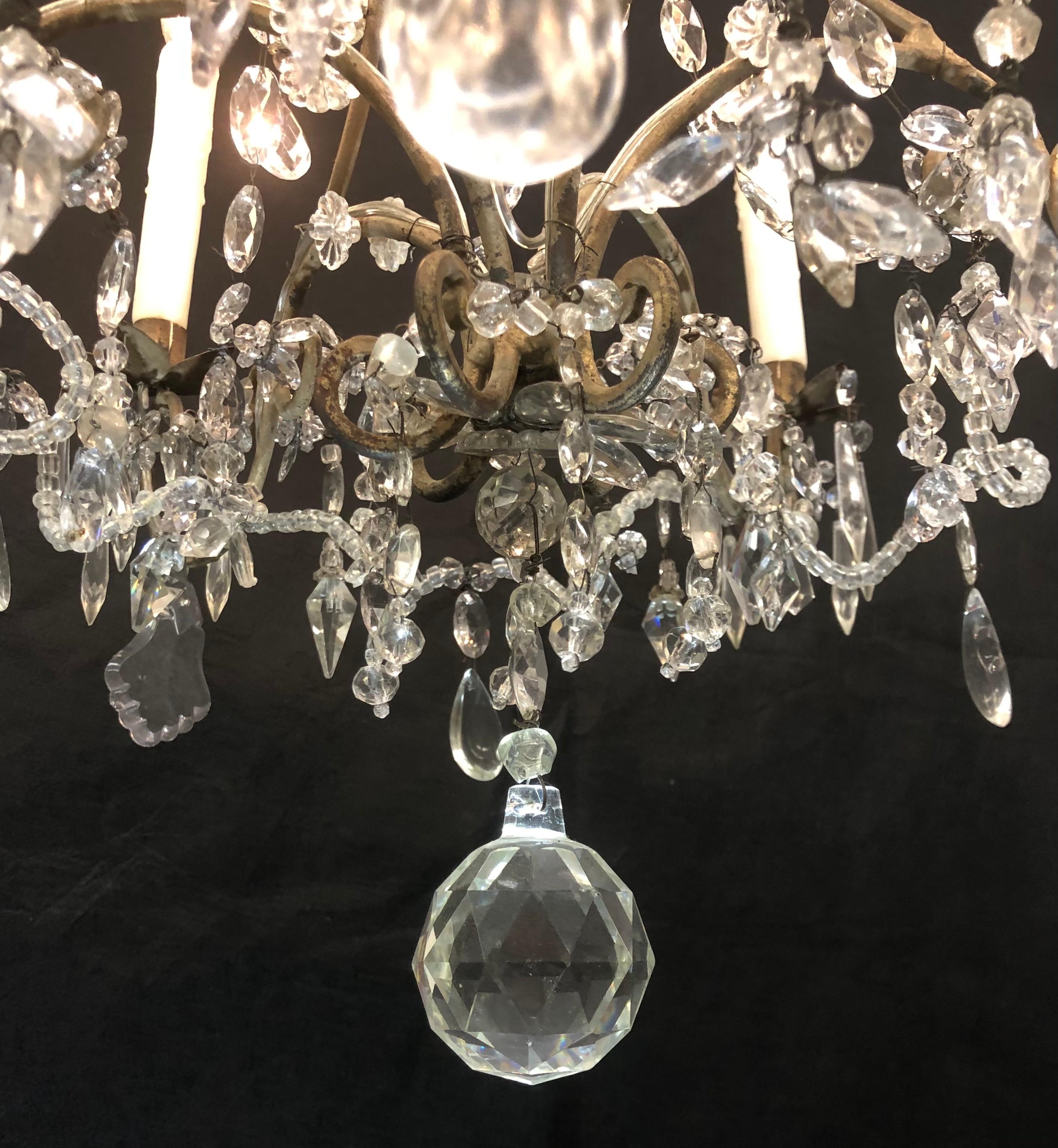 Italian Piedmont Chinoserie Style Crystal and Tôle Chandelier, 19th Century For Sale 6