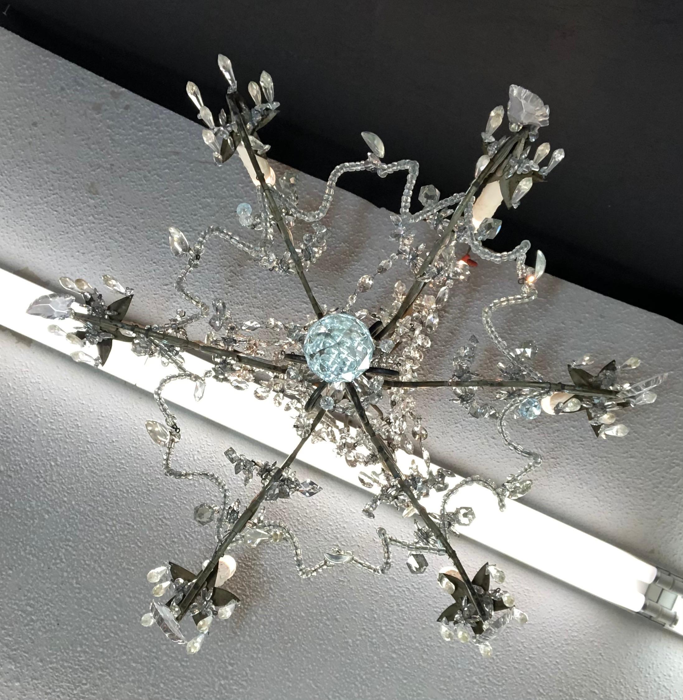Italian Piedmont Chinoserie Style Crystal and Tôle Chandelier, 19th Century For Sale 7