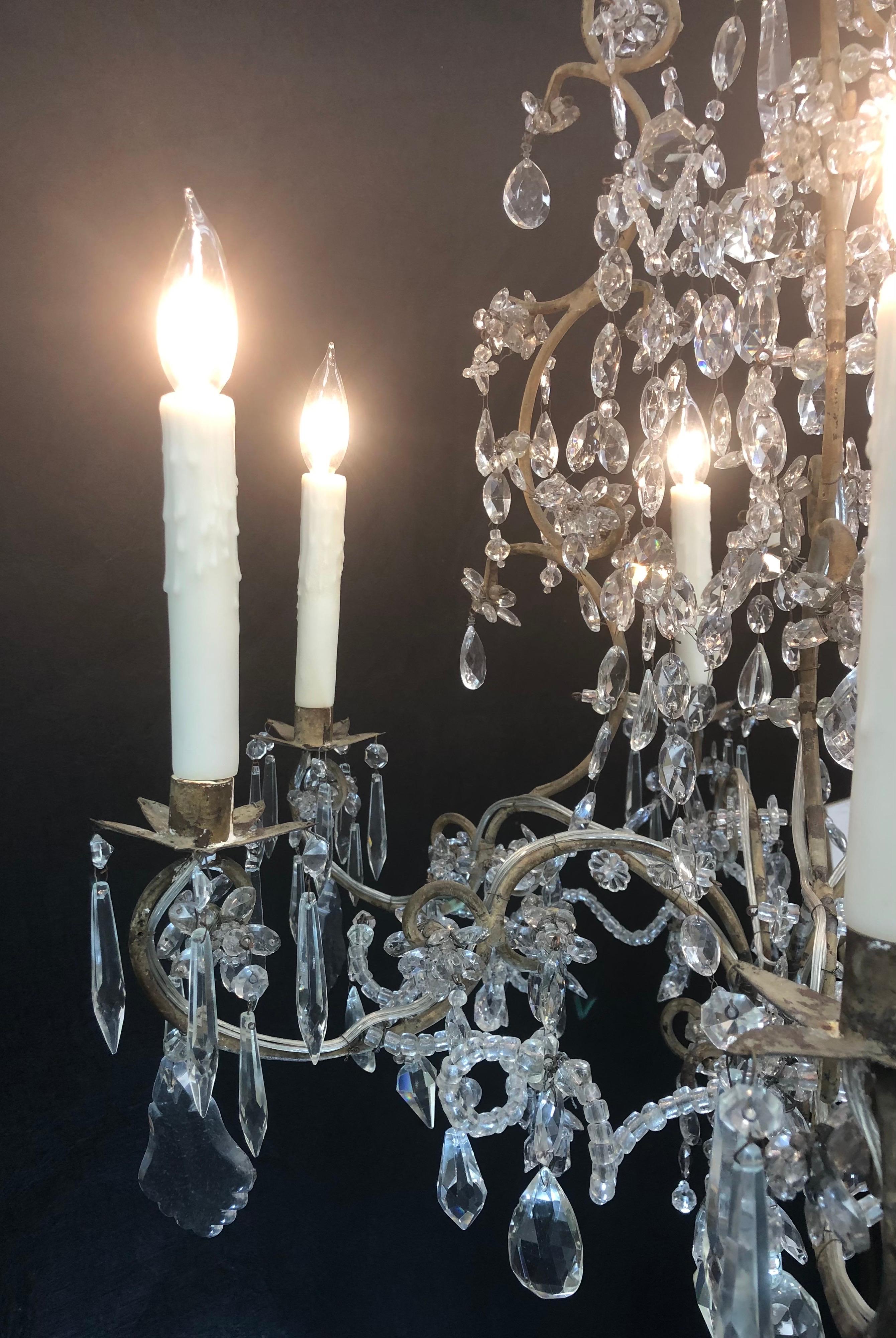 Italian Piedmont Chinoserie Style Crystal and Tôle Chandelier, 19th Century In Good Condition For Sale In Charleston, SC