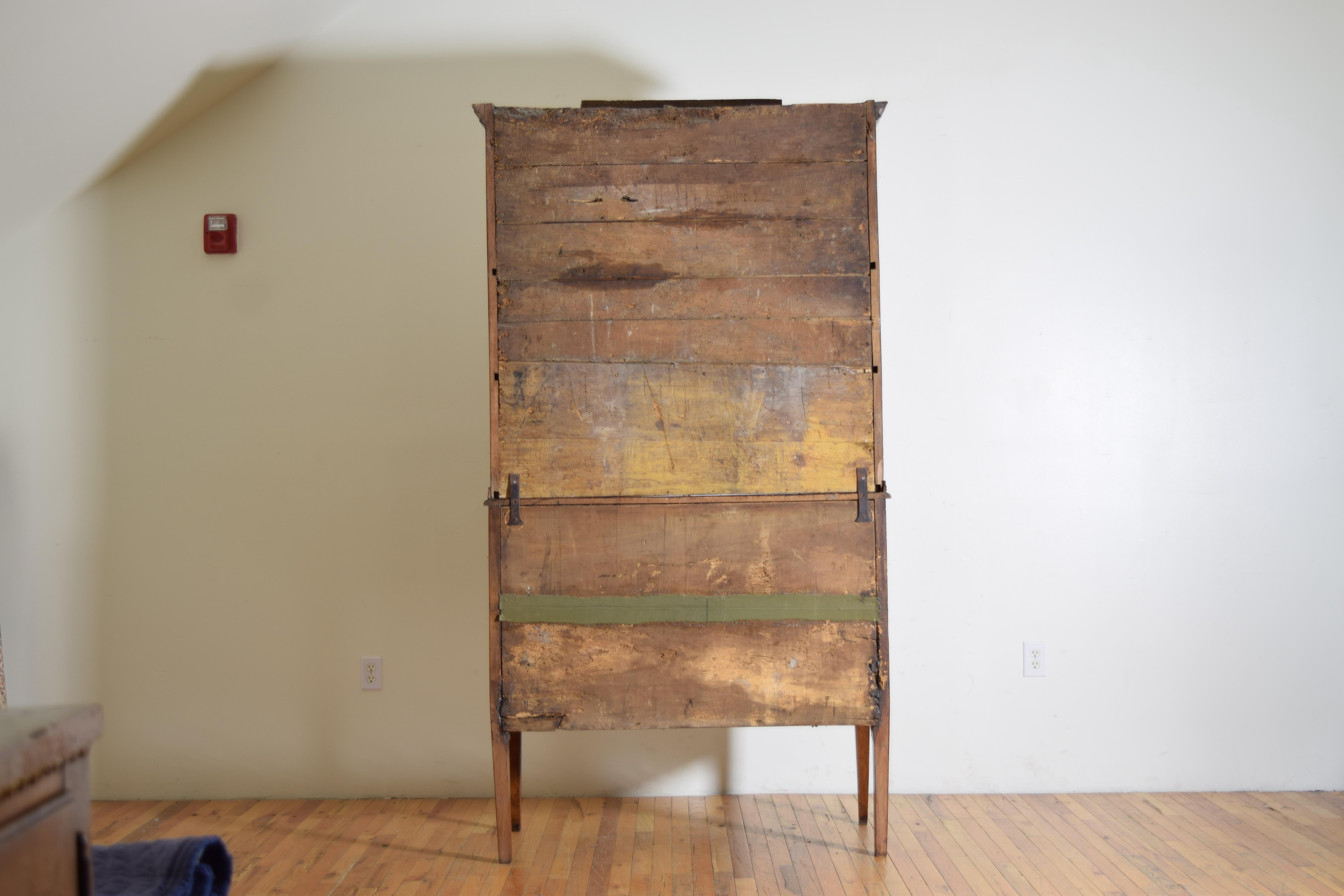 Italienischer Sekretär-Schrank aus Nussbaumholz, Piemontese Directoire-Periode, Doppiocorpo, 18. Jahrhundert im Angebot 7