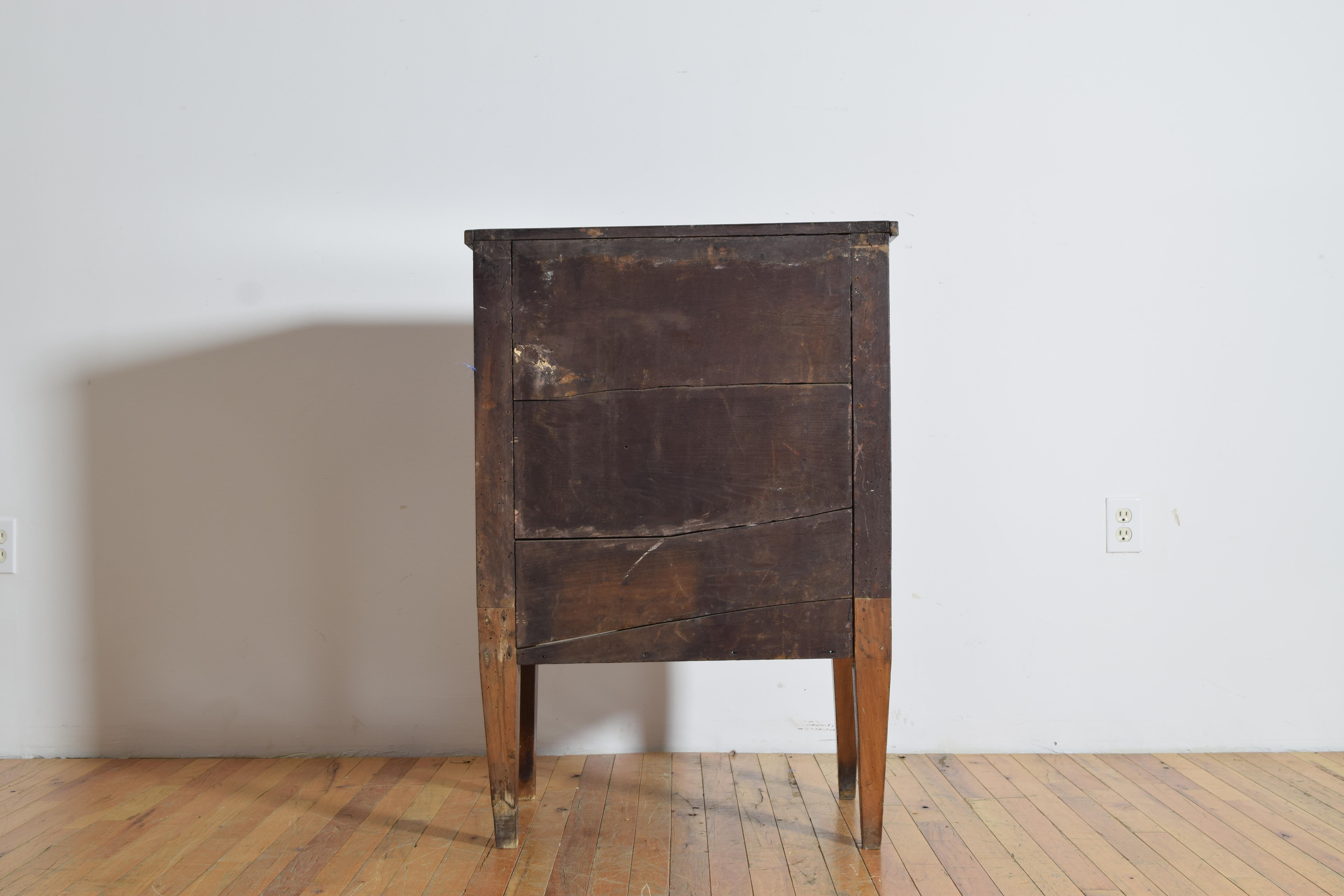 Italian, Piemontese, Walnut/Ebonized Neoclassic 8-Drawer Commode, early 19th cen For Sale 3