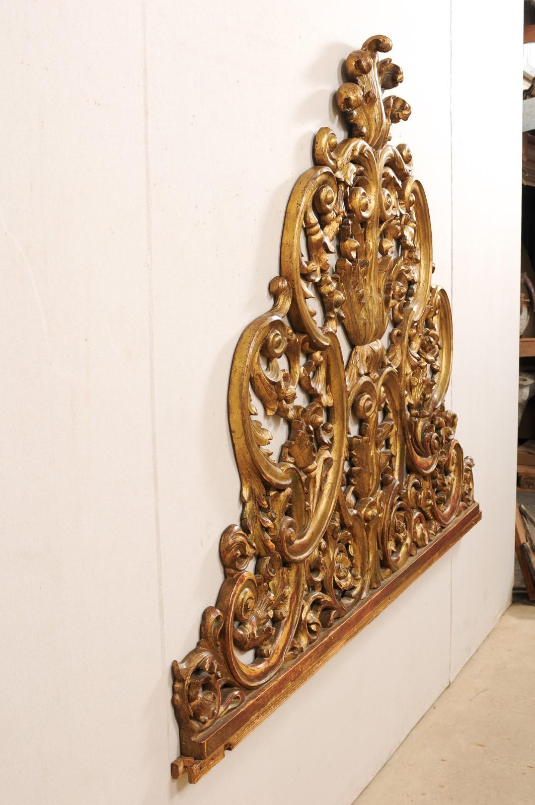 Italian Pierce-Carved and Giltwood Fragment Stands Great Headboard 3