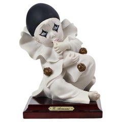 Pierrot italiano chupándose el dedo Figurita G. Armani Capodimonte