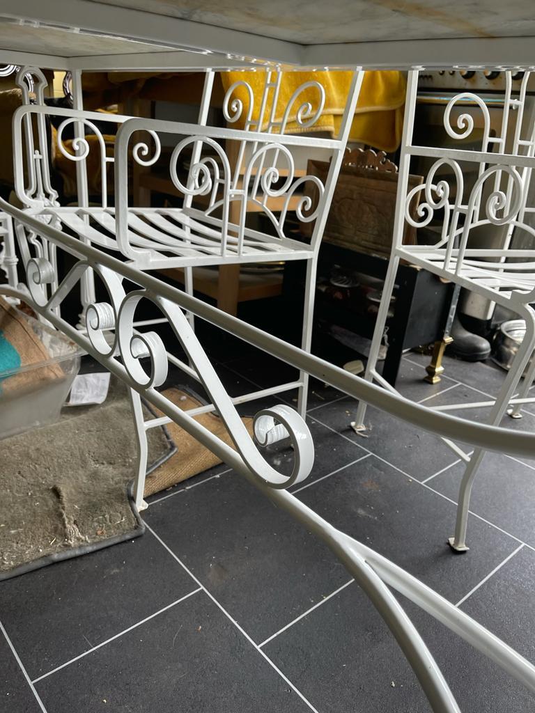 Table centrale italienne en marbre Pietra Dura avec six chaises en vente 5