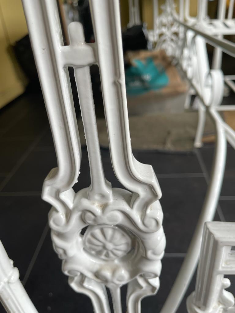 Table centrale italienne en marbre Pietra Dura avec six chaises en vente 4