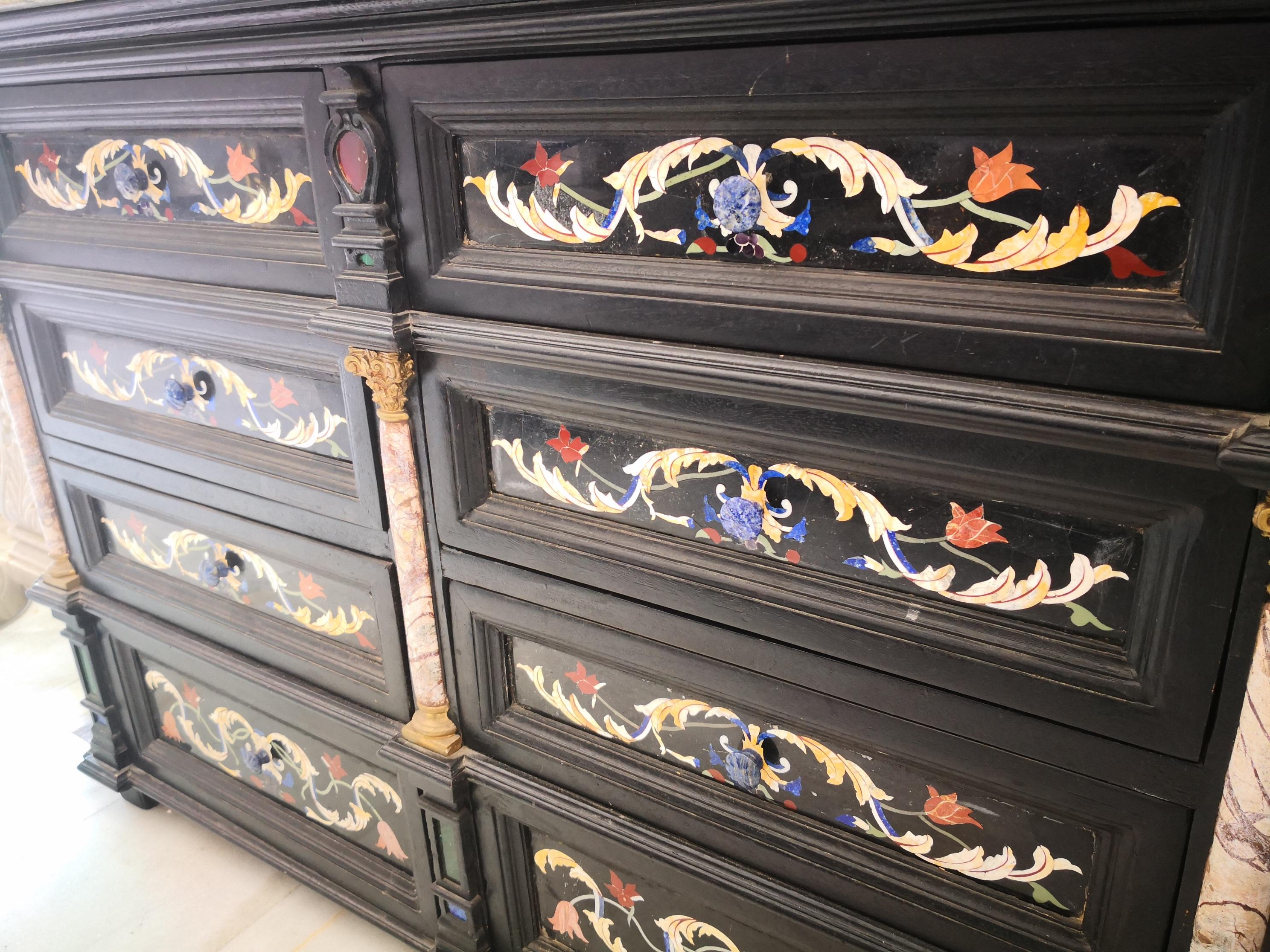 Italian Pietre-Dure Hardstones Mosaic Inlay and Brass Palatial Chest of Drawers For Sale 1