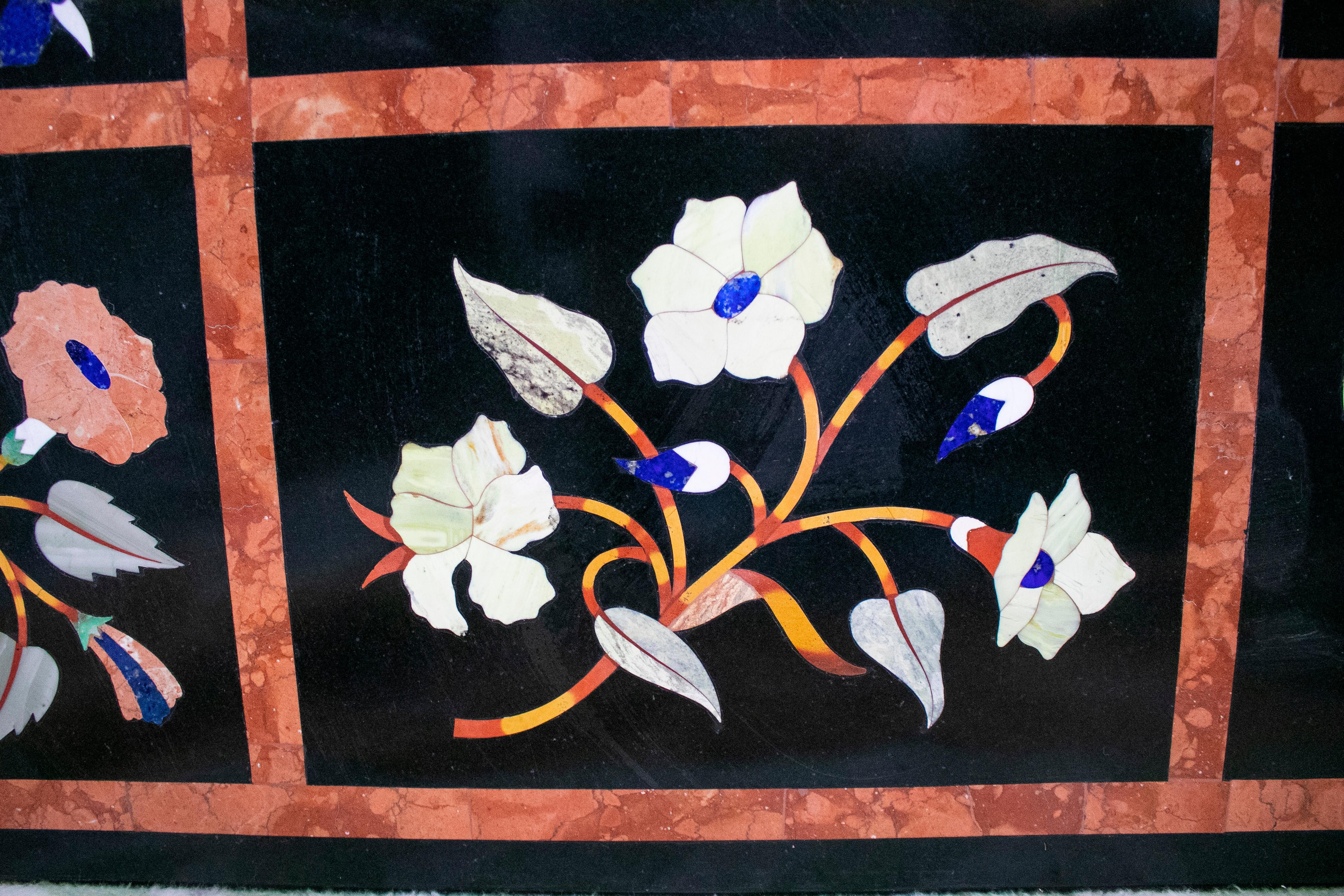 Italian Pietre Dure Inlay Stone Table Top with Ornamental Flower Decorations For Sale 2