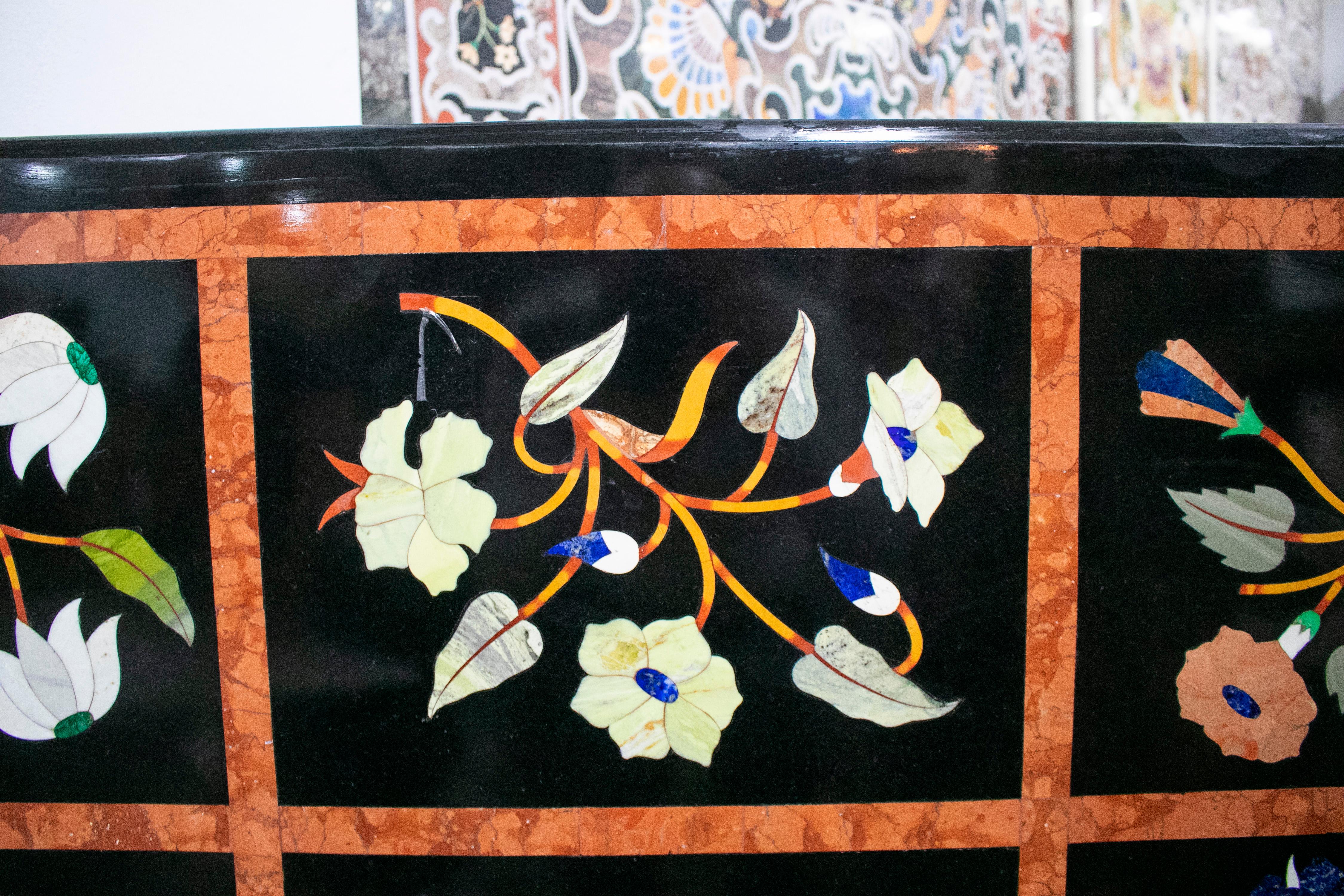 20th Century Italian Pietre Dure Inlay Stone Table Top with Ornamental Flower Decorations For Sale