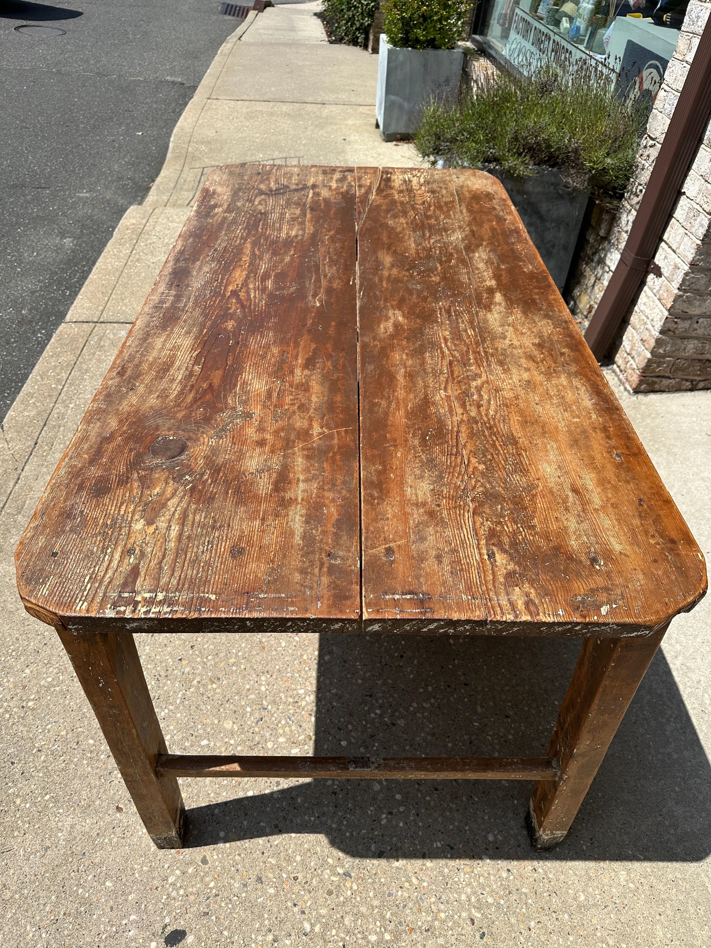 Italian Pine Primitive Farm Table In Good Condition In North Miami, FL