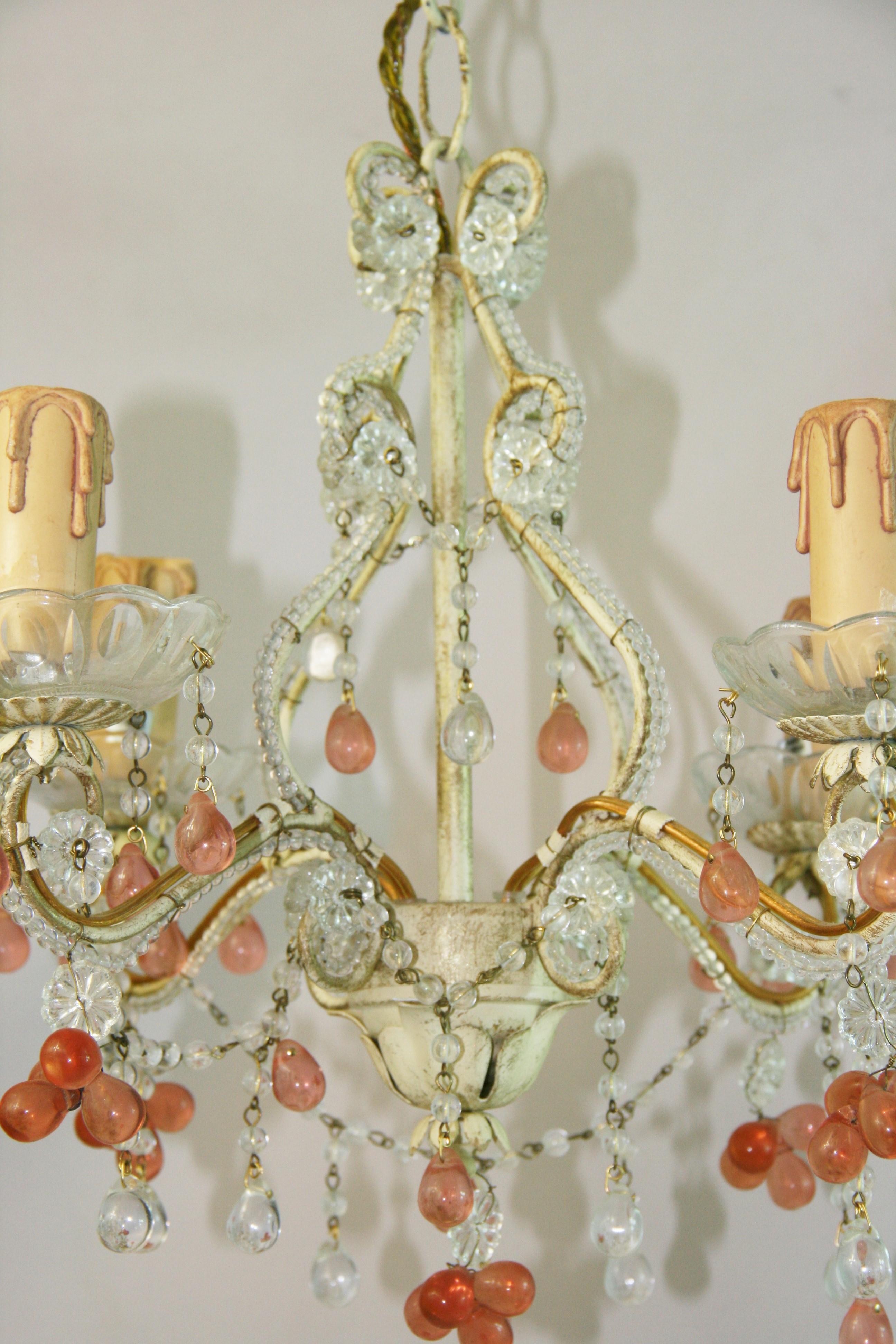 Lampadario italiano in cristallo rosa e trasparente in vendita 3