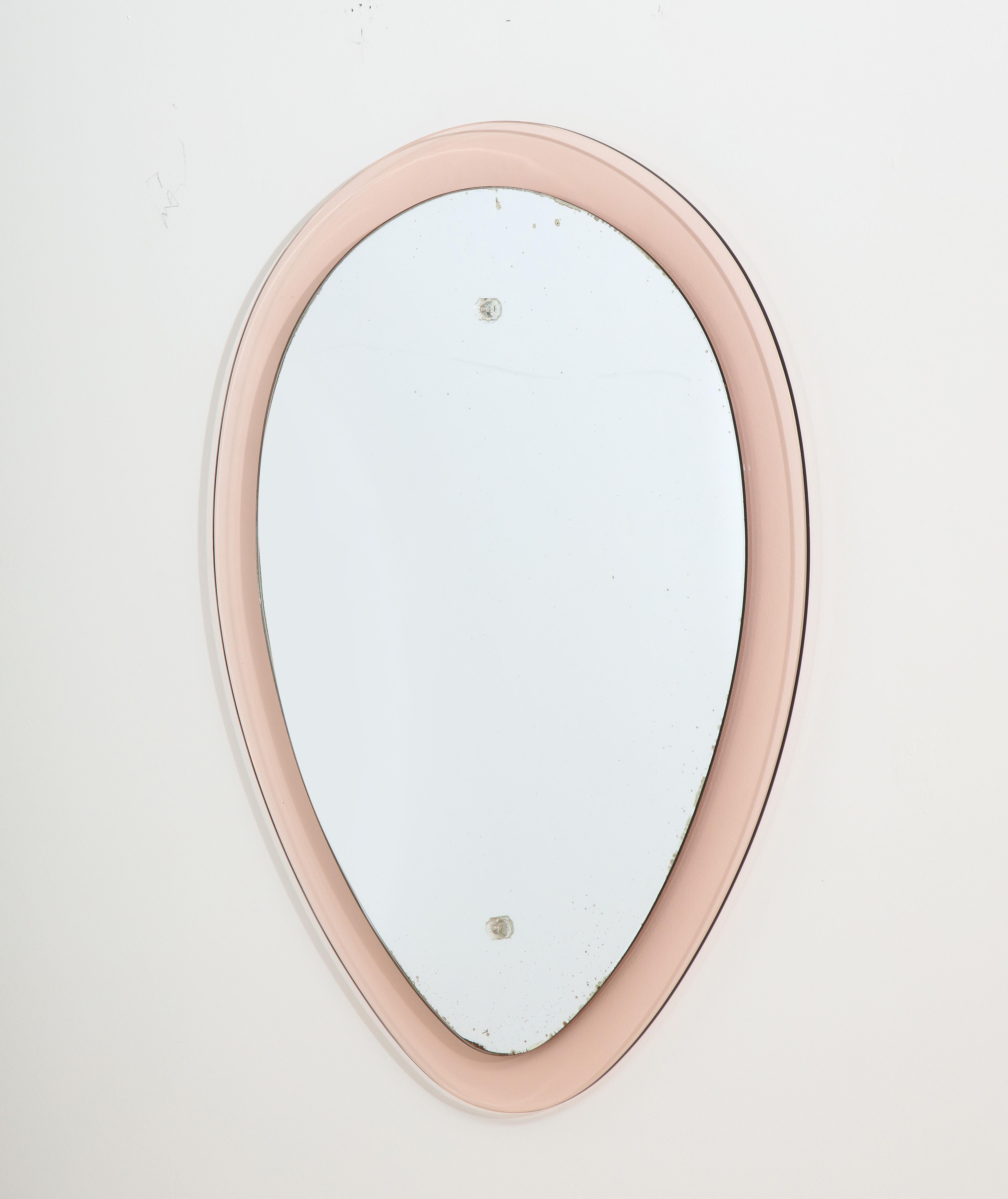 Mid-Century Modern Miroir en verre rose italien en forme de goutte d'eau inversée par Cristal Arte en vente