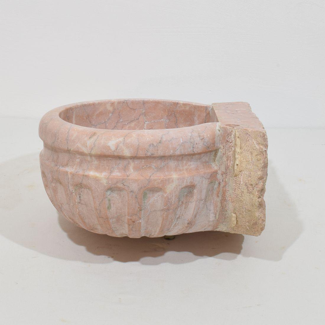 Italian Pink Marble 18th/19th Century Water Basin or Sink 1
