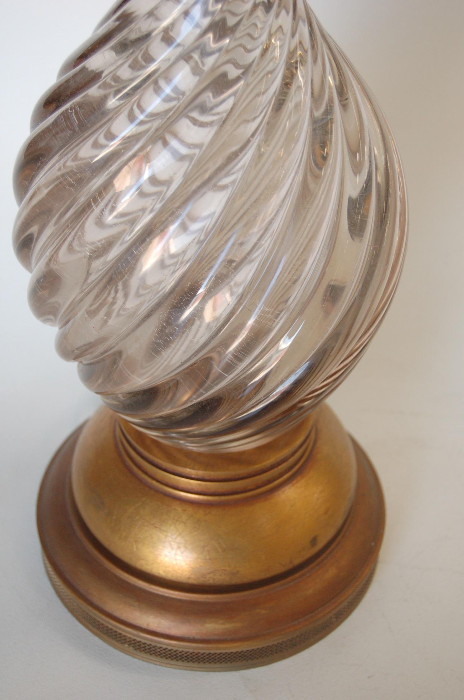 Italian Pink Metalic Swirled Murano Glass Table Lamp on Gold Wood Base For Sale 1
