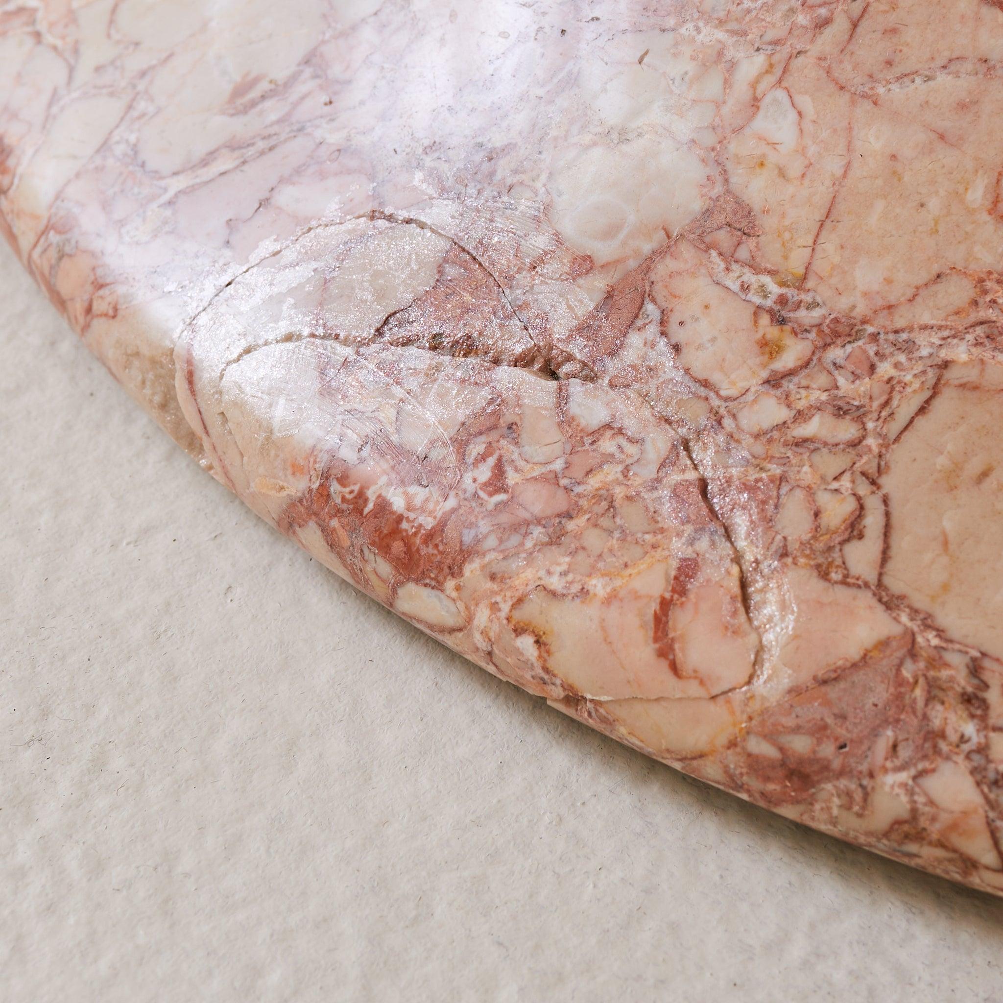 Italian Pink + Red Marble Pedestal Dining or Center Table, 1970s im Angebot 1