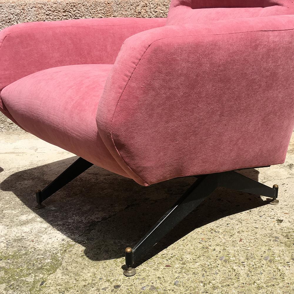 Italian Pink Velvet and Metal Armchairs with Armrests, 1950s In Good Condition In MIlano, IT