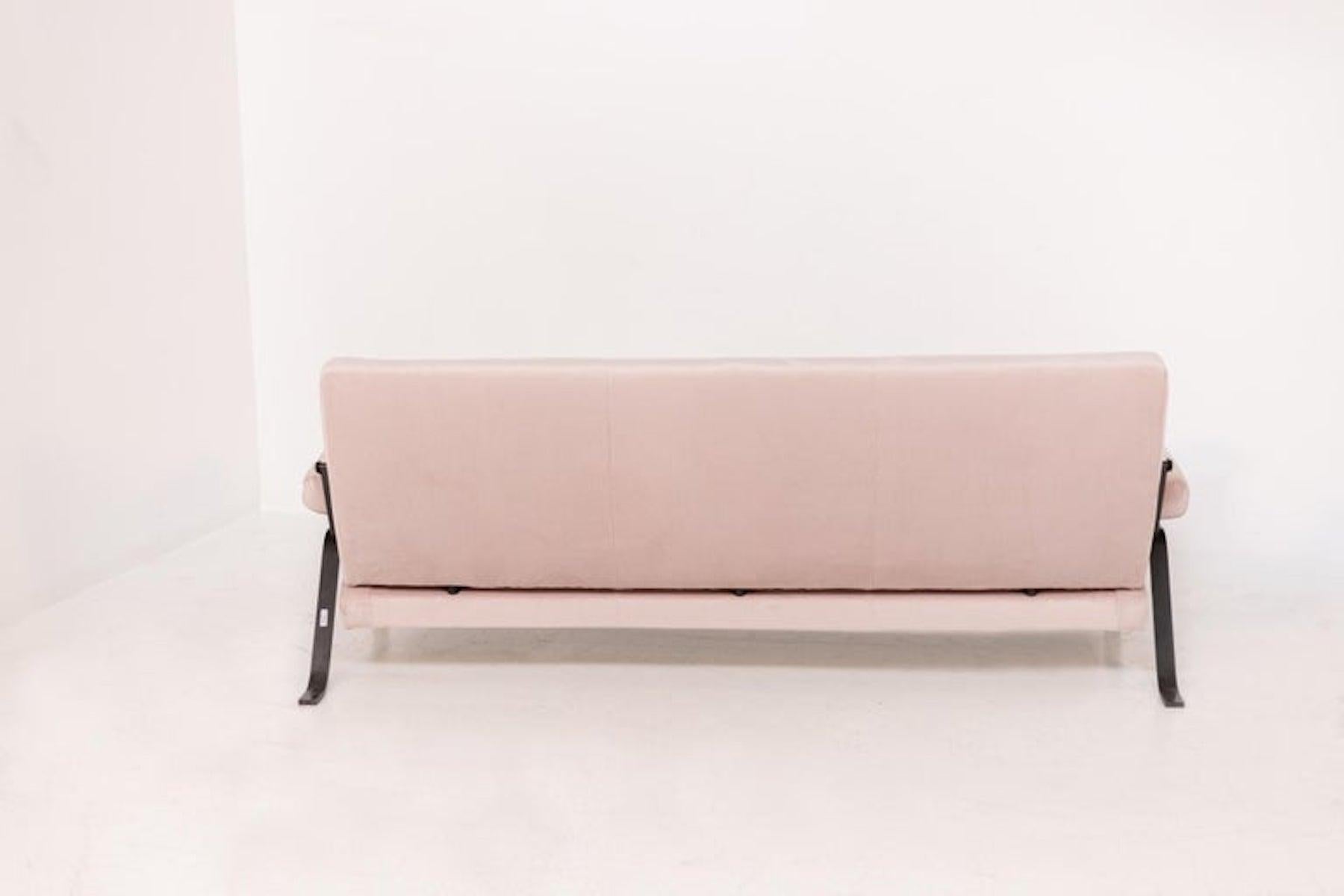 Italian Pink Velvet Sofa by Ignazio Gardella 5