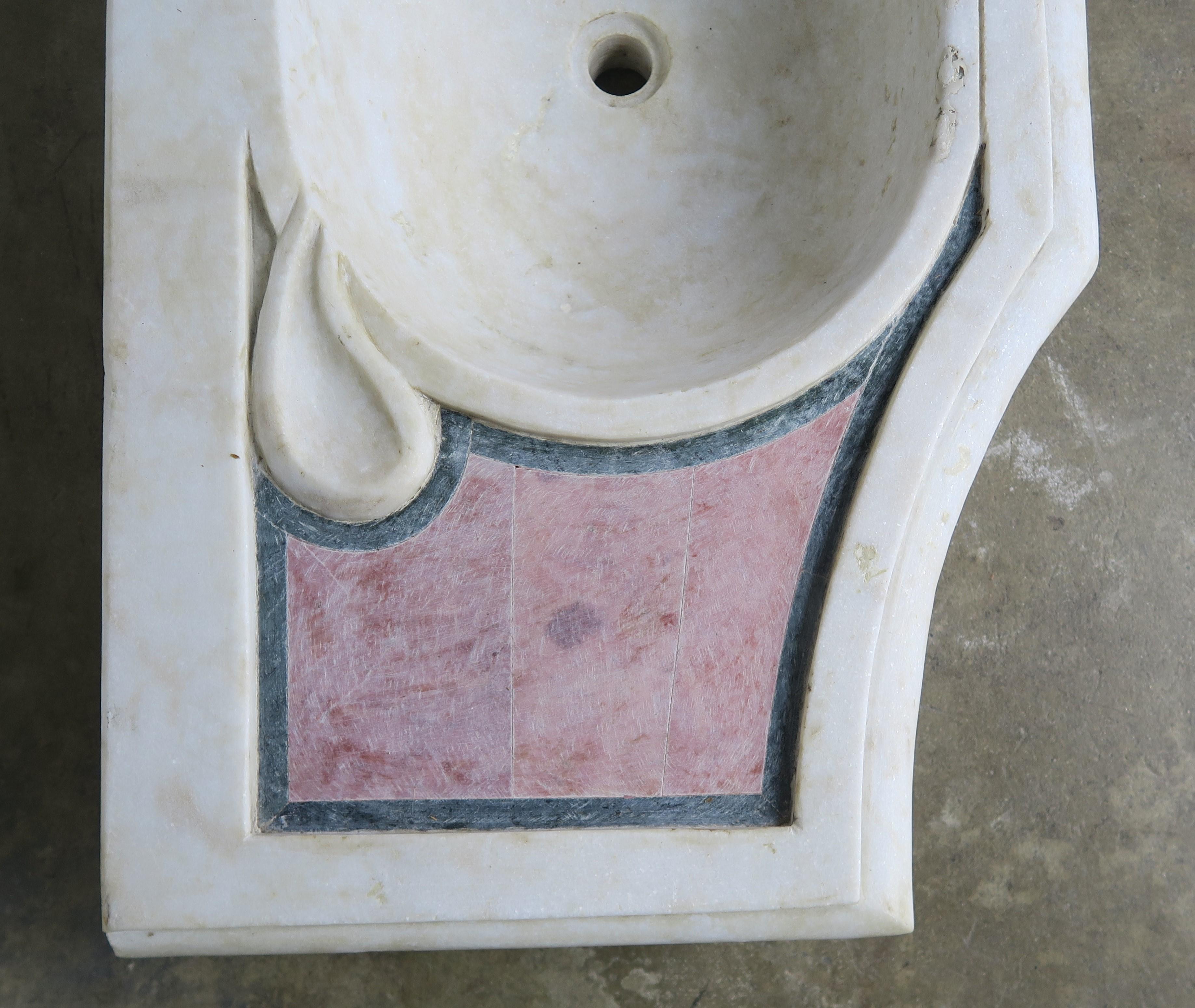 Mid-20th Century  Italian Pink and White Marble Sink with Lions