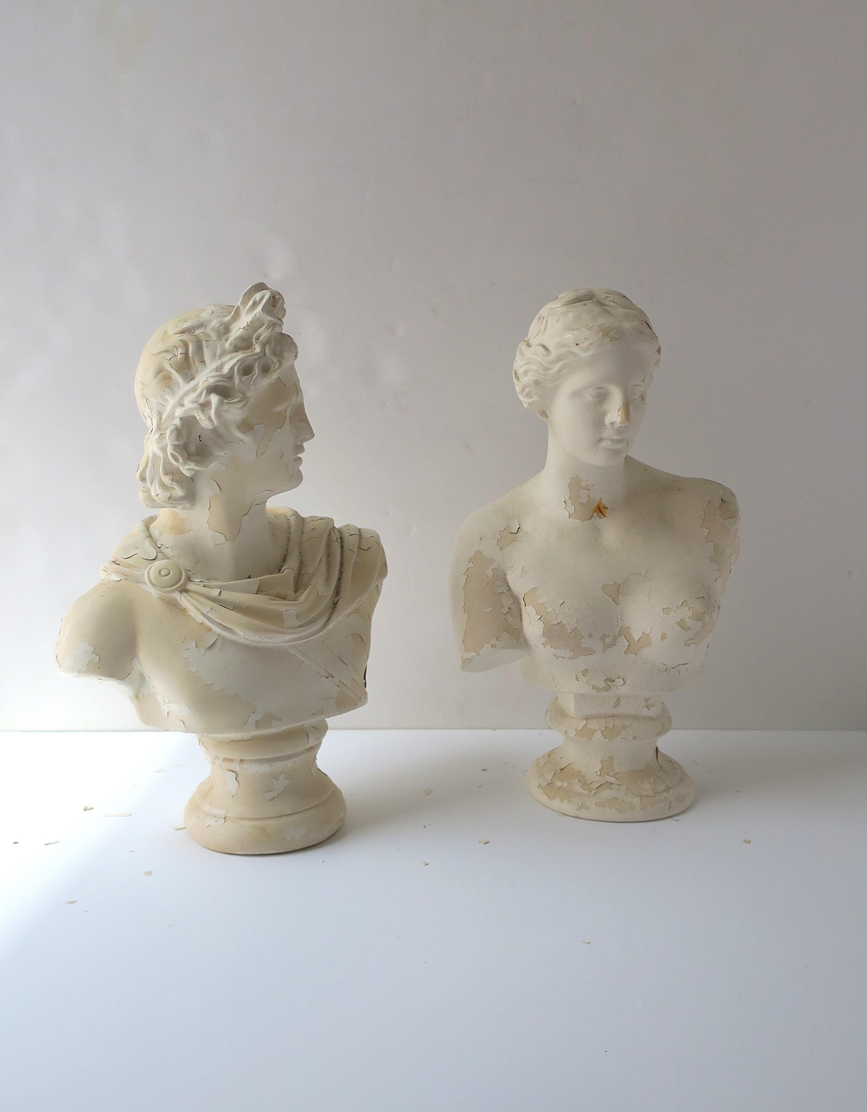 Italian Plaster Greco Roman Busts Sculptures, Pair In Good Condition For Sale In New York, NY