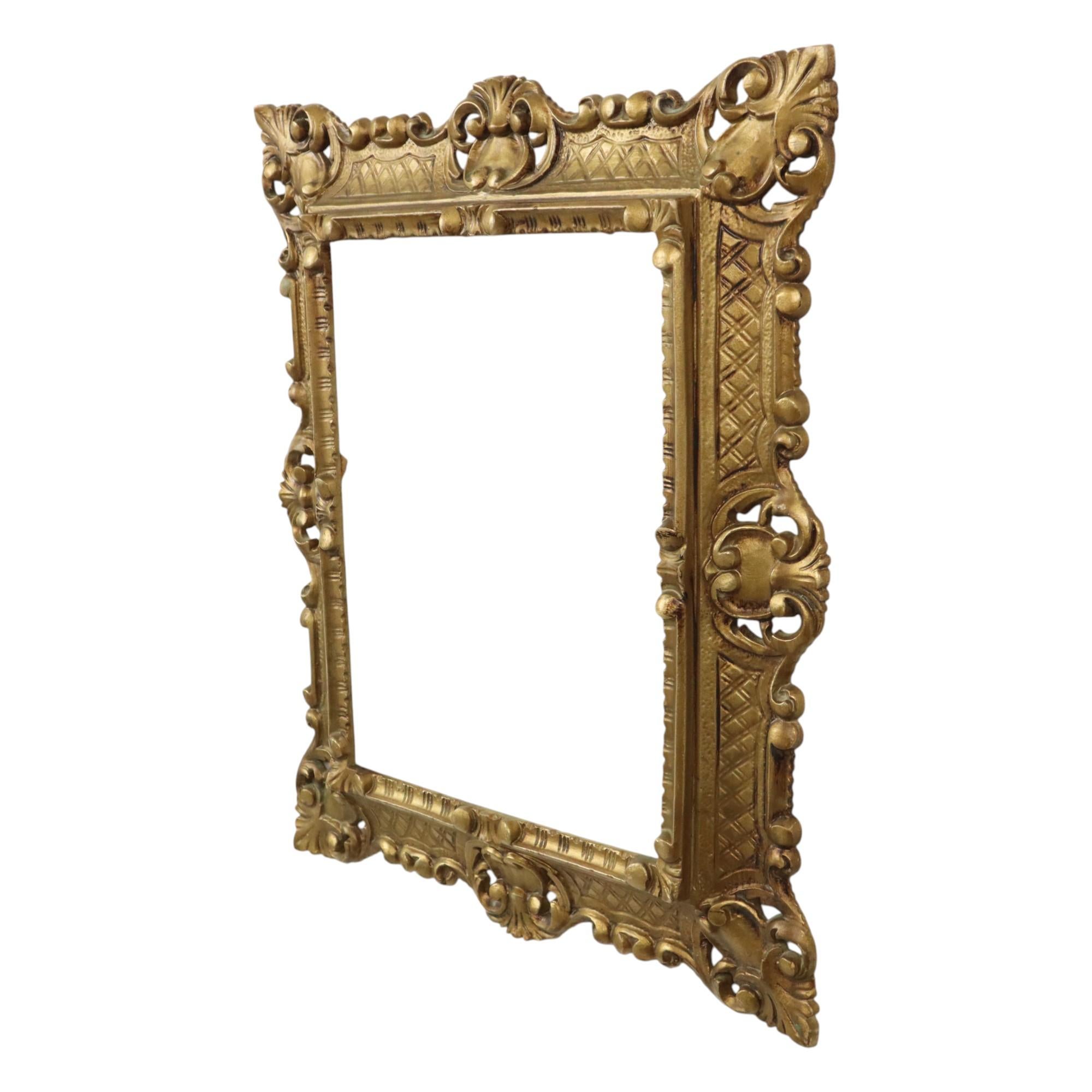 Italian Plastic Rococo Frame Gold Colored CM Mod Dep 44x37cm For Sale 5